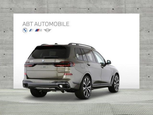 BMW X7 40d xDrive SAG-showroom-element-2