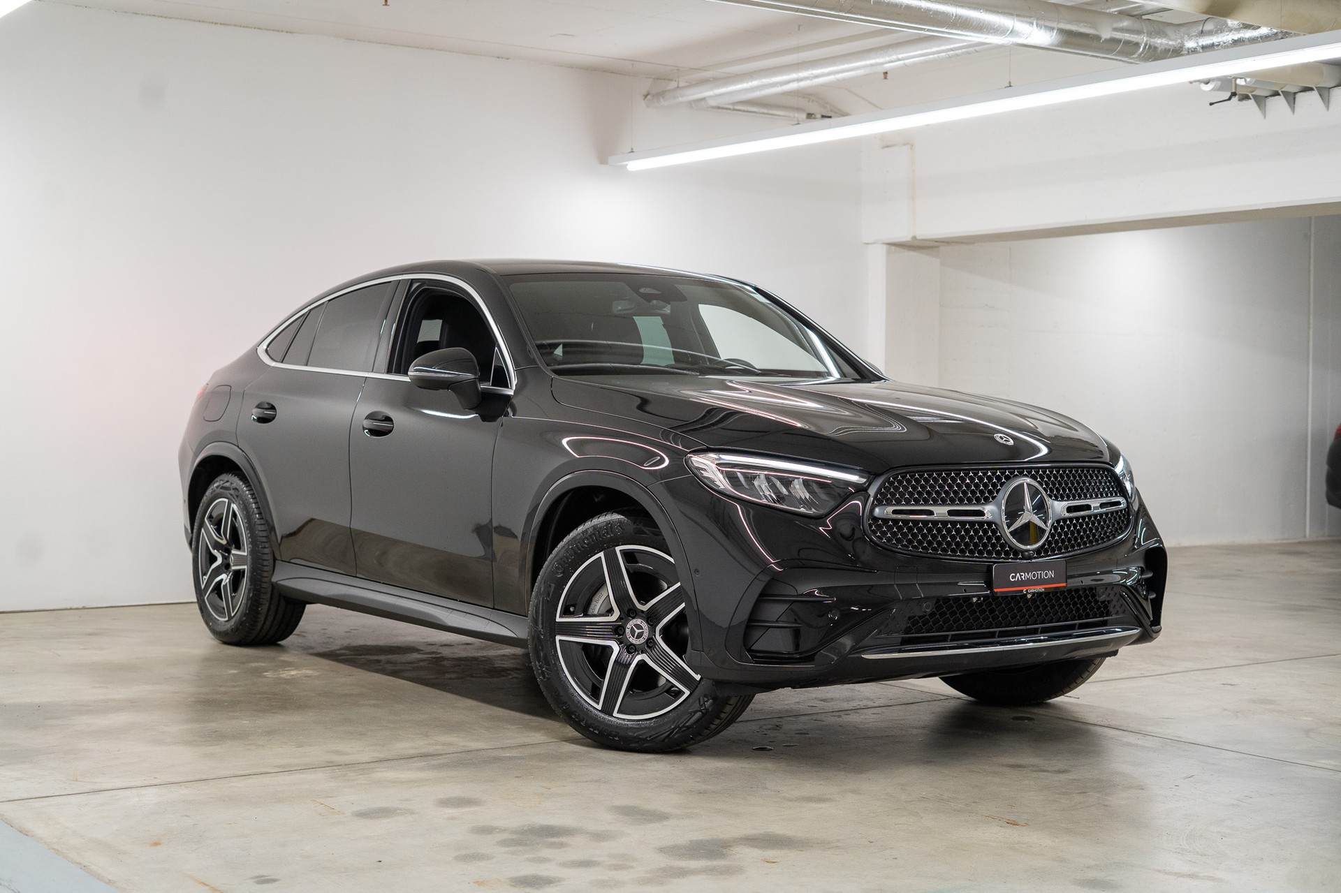 MERCEDES-BENZ GLC 200 AMG Line 4matic Coupé *FACELIFT*-showroom-element-2