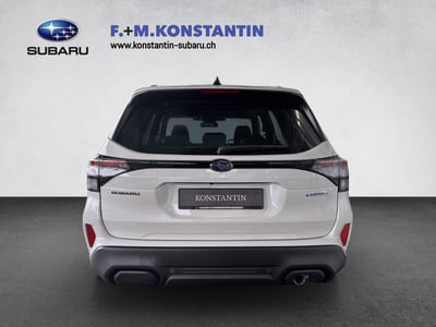 Subaru Forester Station 2.0i e-Boxer Luxury - Bild 6