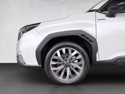 Subaru Forester Station 2.0i e-Boxer Luxury - Bild 3