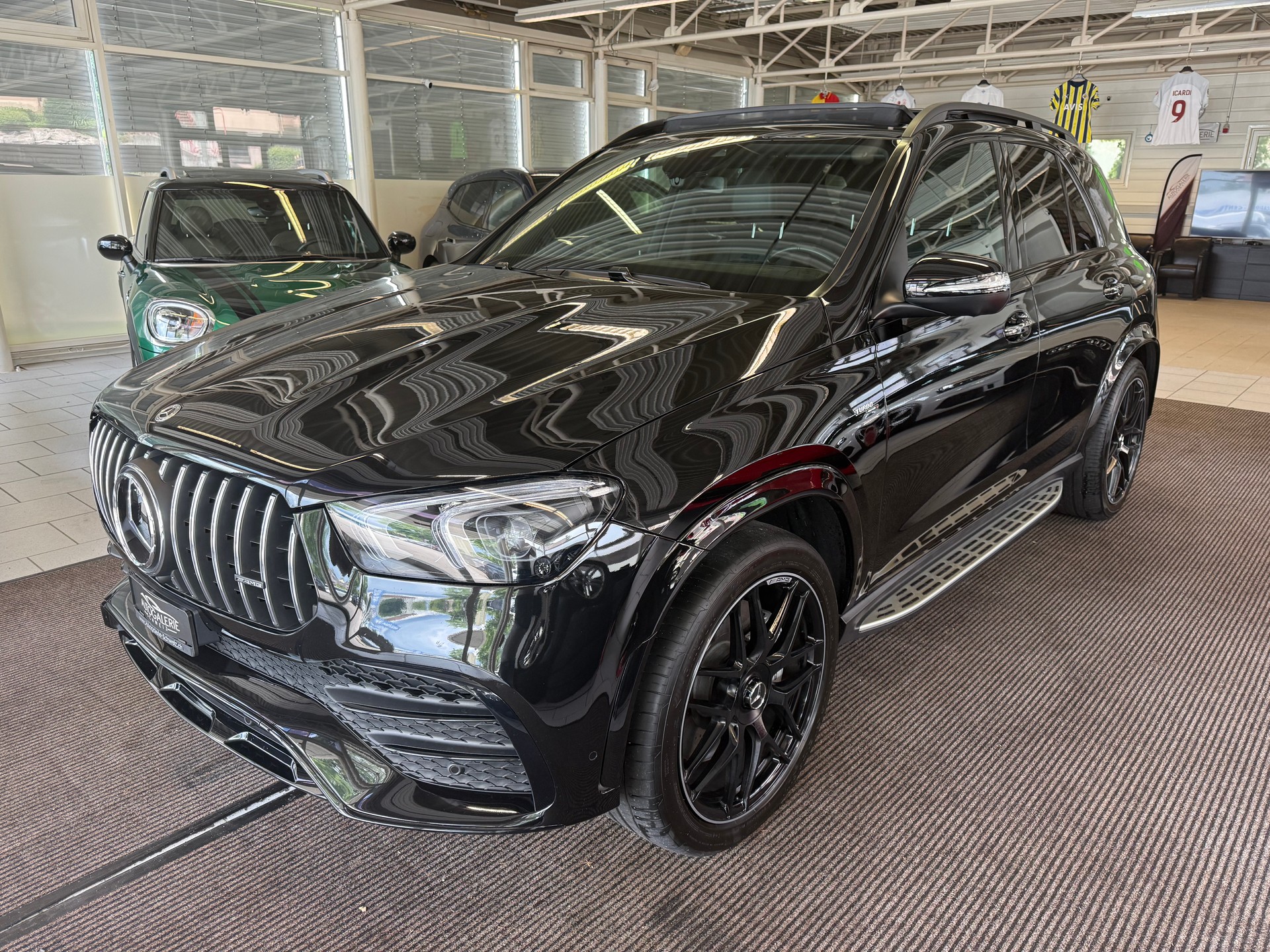 MERCEDES-BENZ GLE 53 AMG 4Matic+ 9G-Speedshift | CH Gratis Service | MSI+ Garantie 02/26 | AHK | Nigh | 22" |