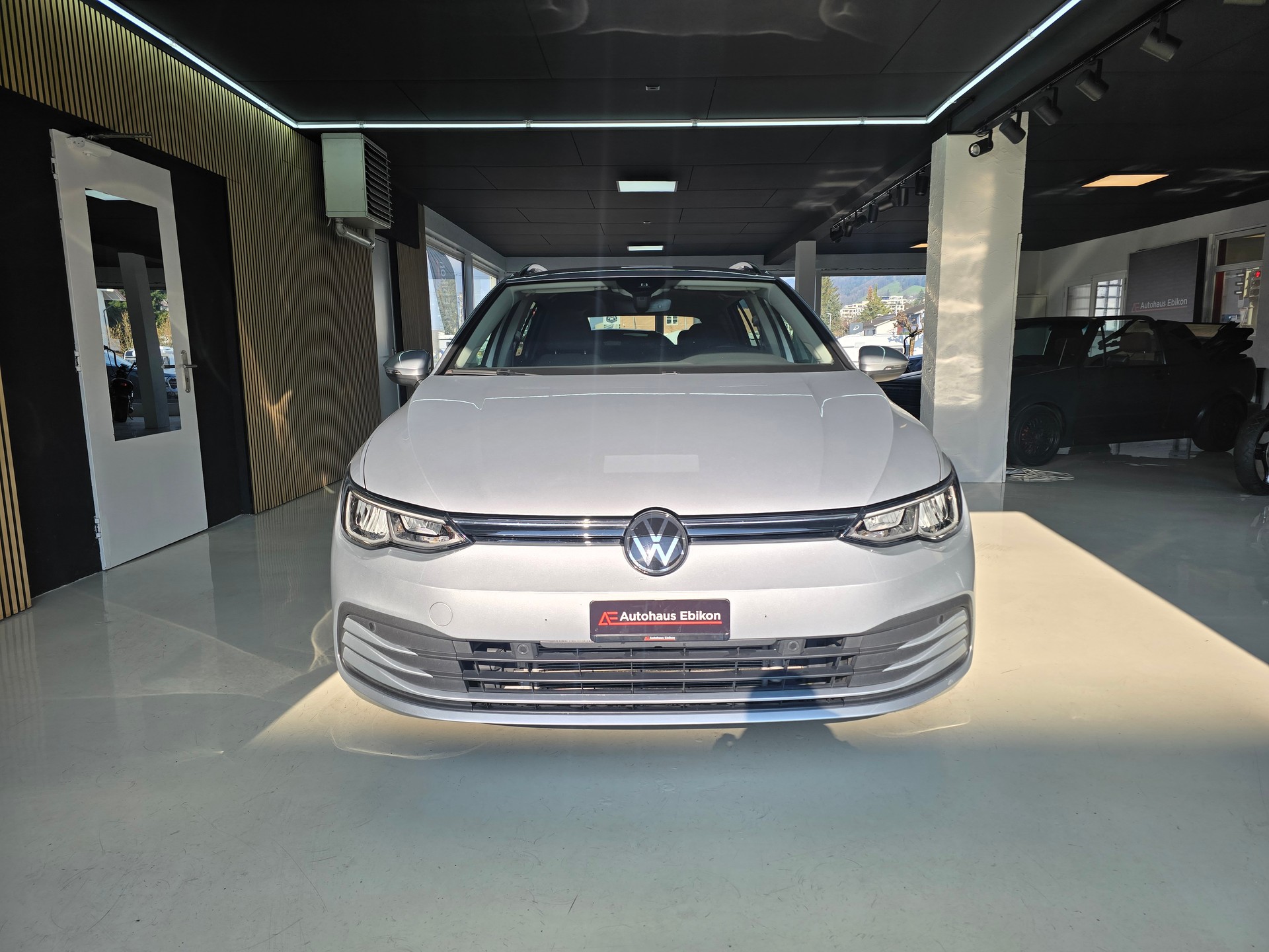 VW Golf 8 Variant 2.0 TDI Style DSG-showroom-element-1