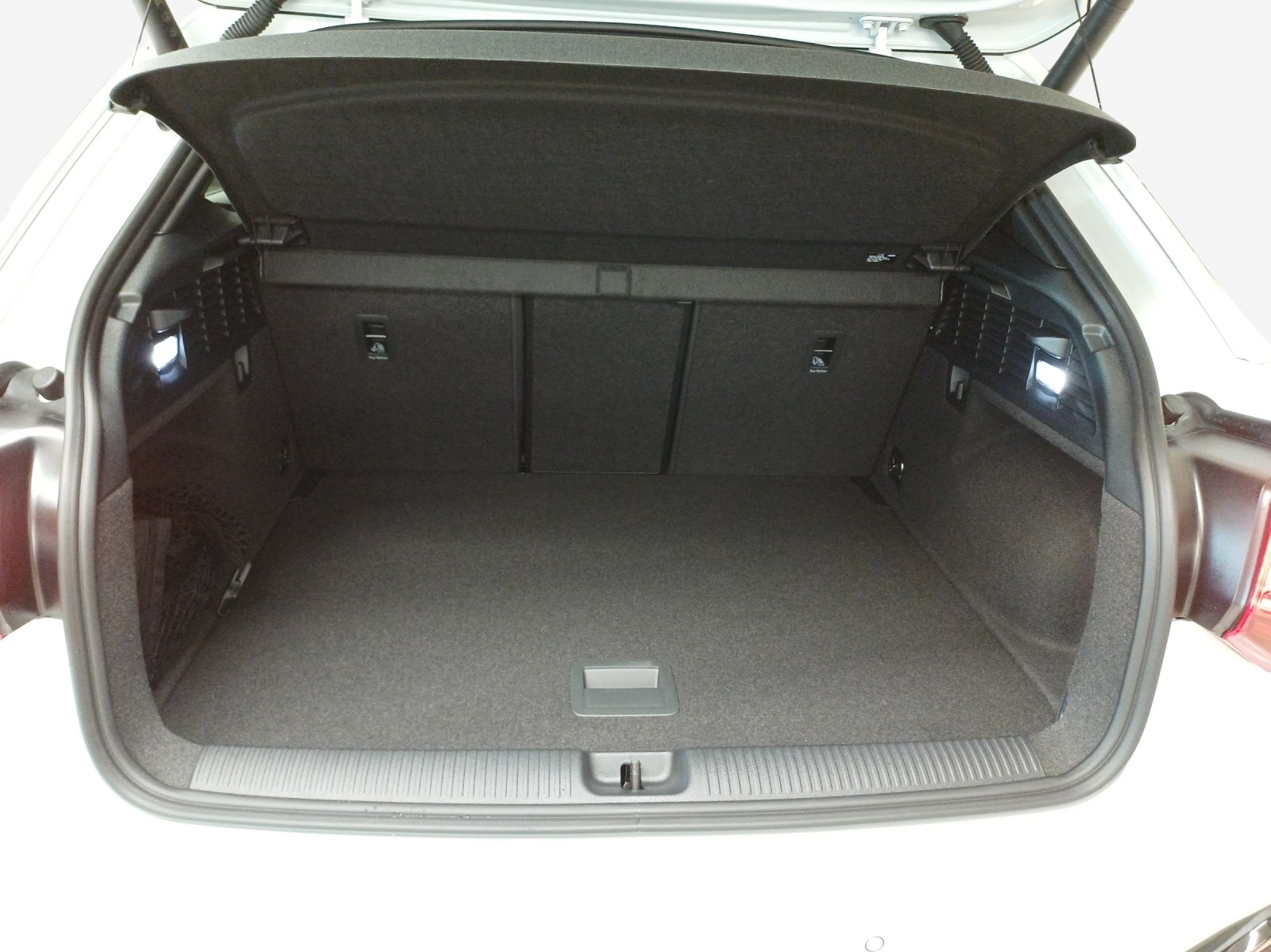 AUDI Q2 35 TFSI S line S-tronic-image-12