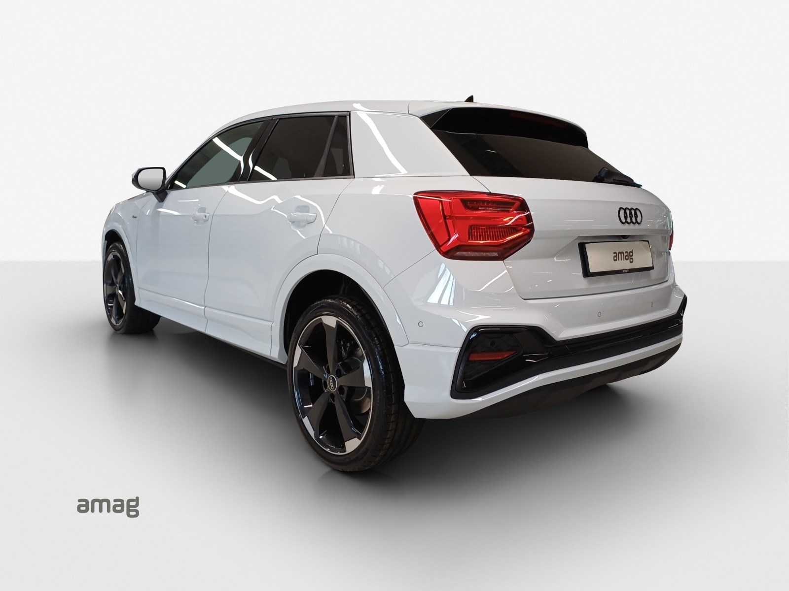 AUDI Q2 35 TFSI S line S-tronic-showroom-element-2