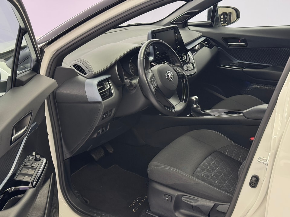 C-HR Hybrid 2.0 Trend