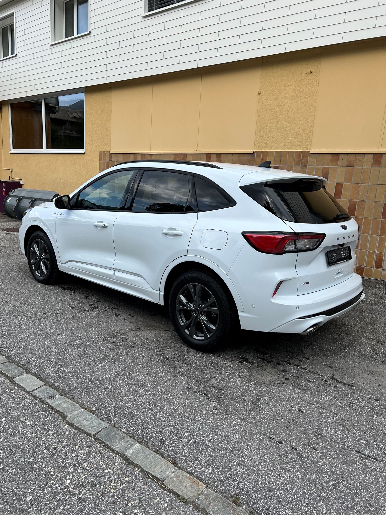 FORD KUGA 2.0 EcoBlue ST-Line X AWD-image-6