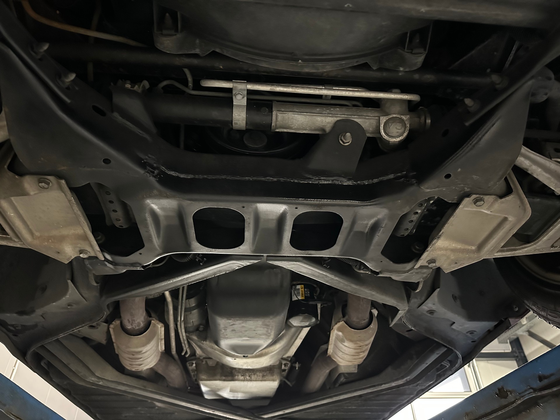 CHEVROLET C4-image-14
