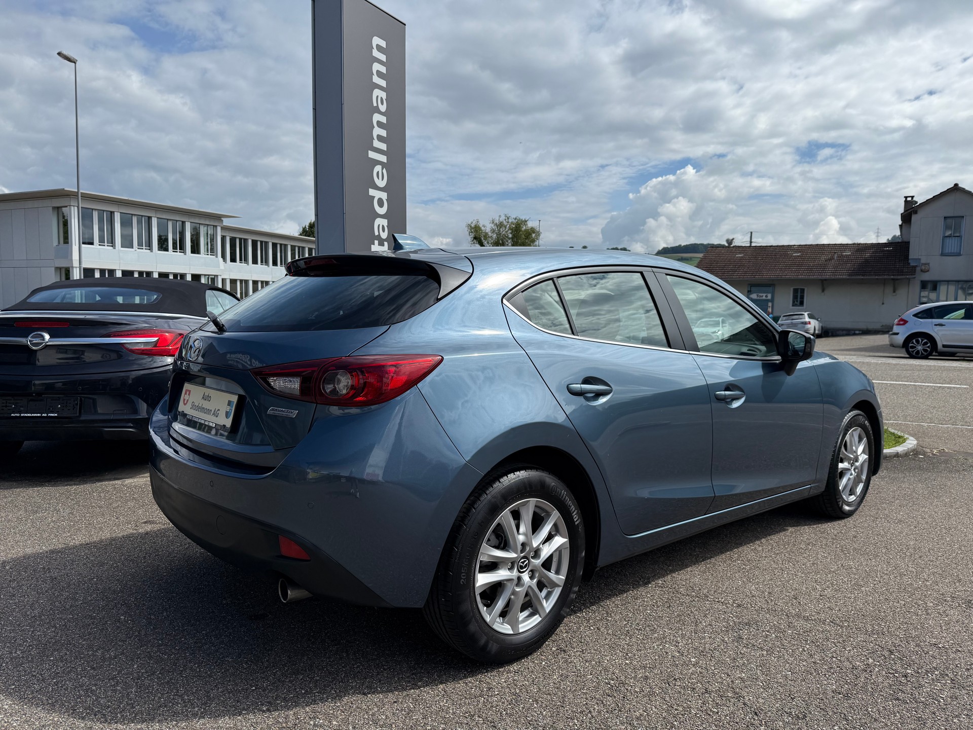 MAZDA 3 2.0 120 Ambition-showroom-element-2