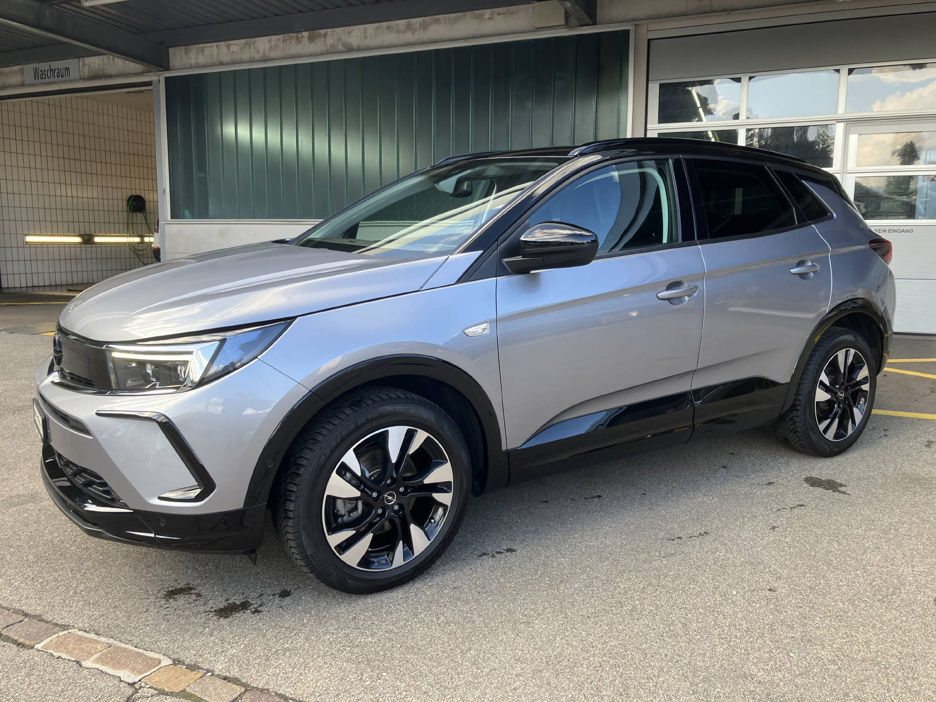 OPEL Grandland 1.2 (SUV / GelÃ¤ndewagen)