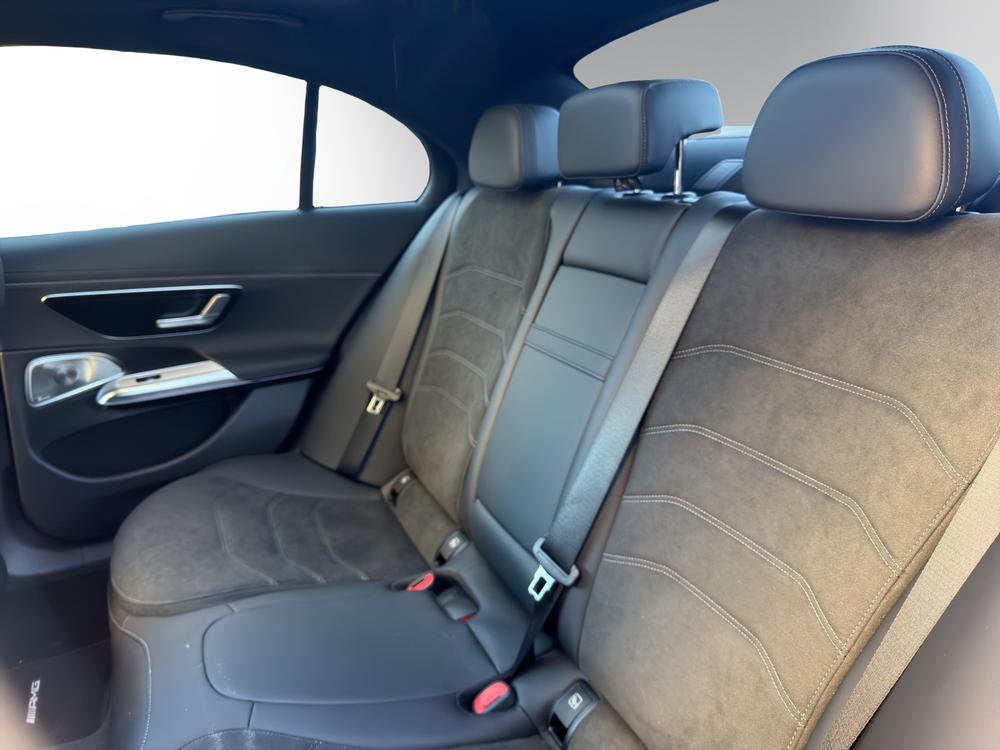 Image MERCEDES-BENZ E-220 E 220 d 4Matic 9G-Tronic