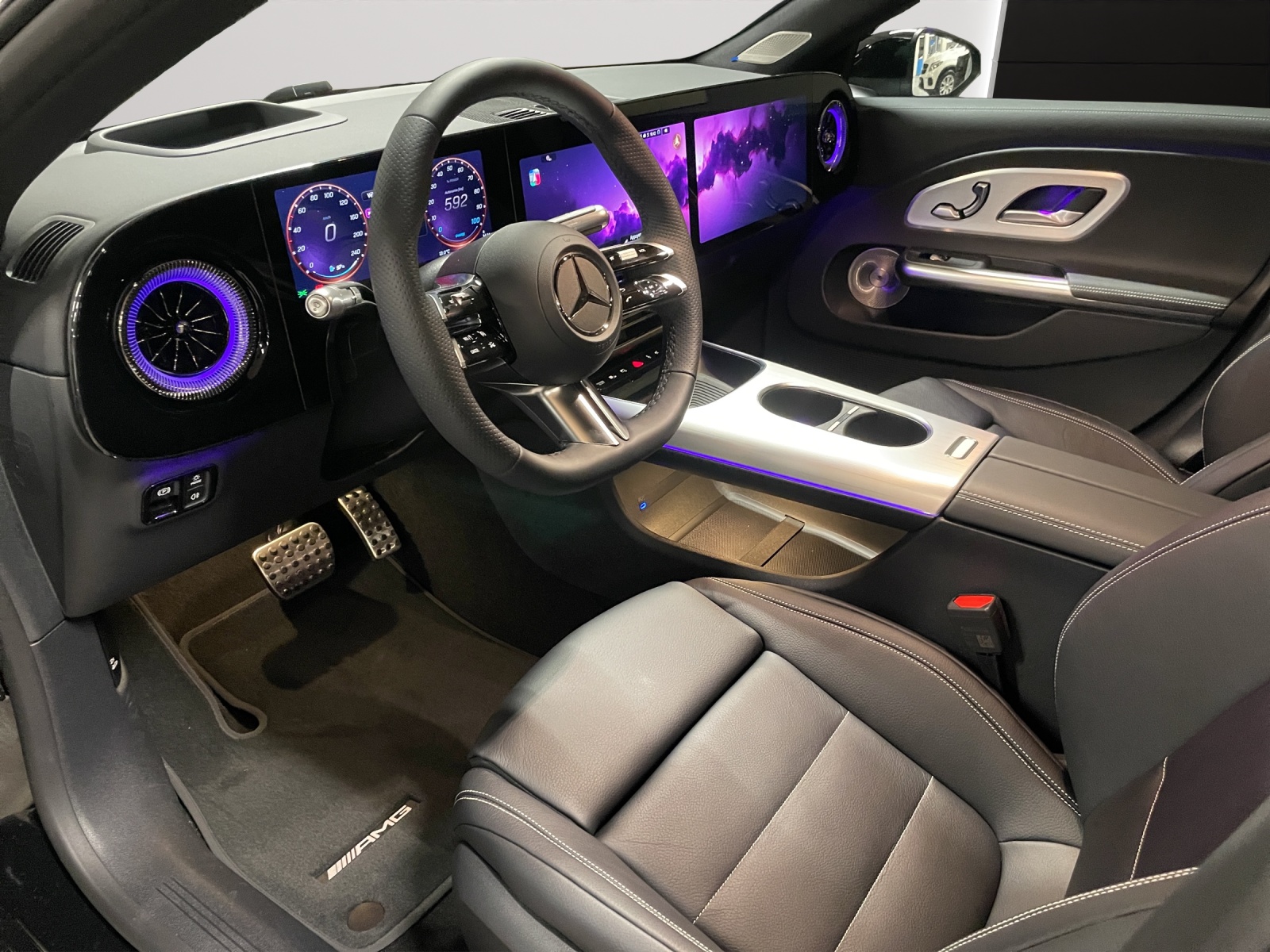 Image MERCEDES-BENZ CLA-350 CLA Shooting Brake 350 4Matic 85 kWh EQ