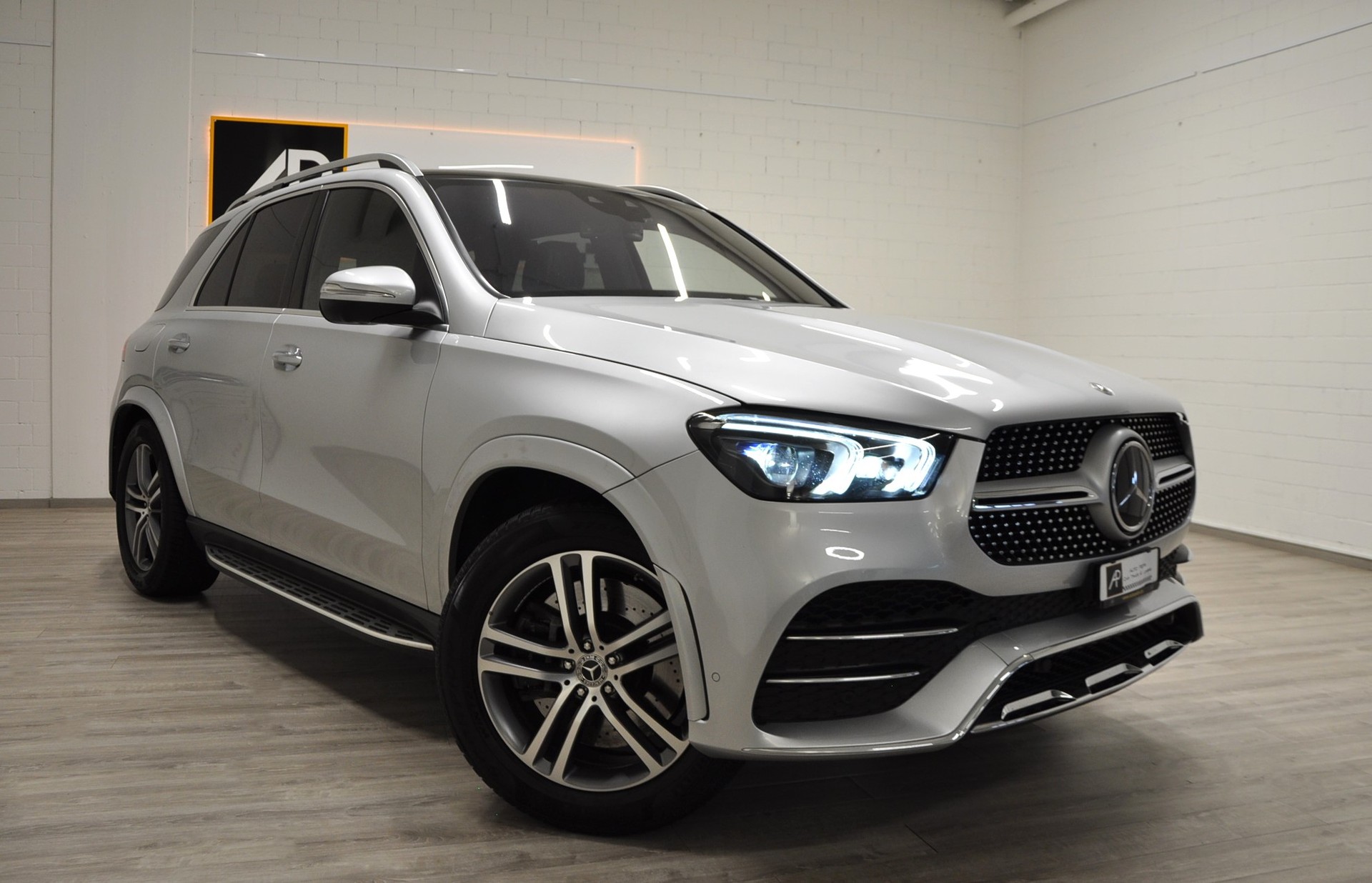 MERCEDES-BENZ GLE 450 4Matic AMG Line 9G-Tronic