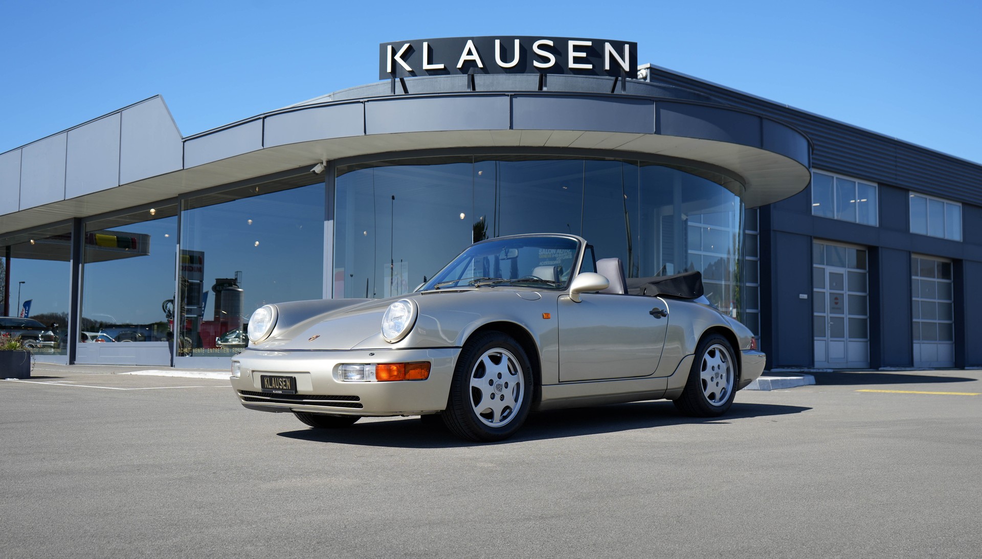 PORSCHE 964 Carrera 4