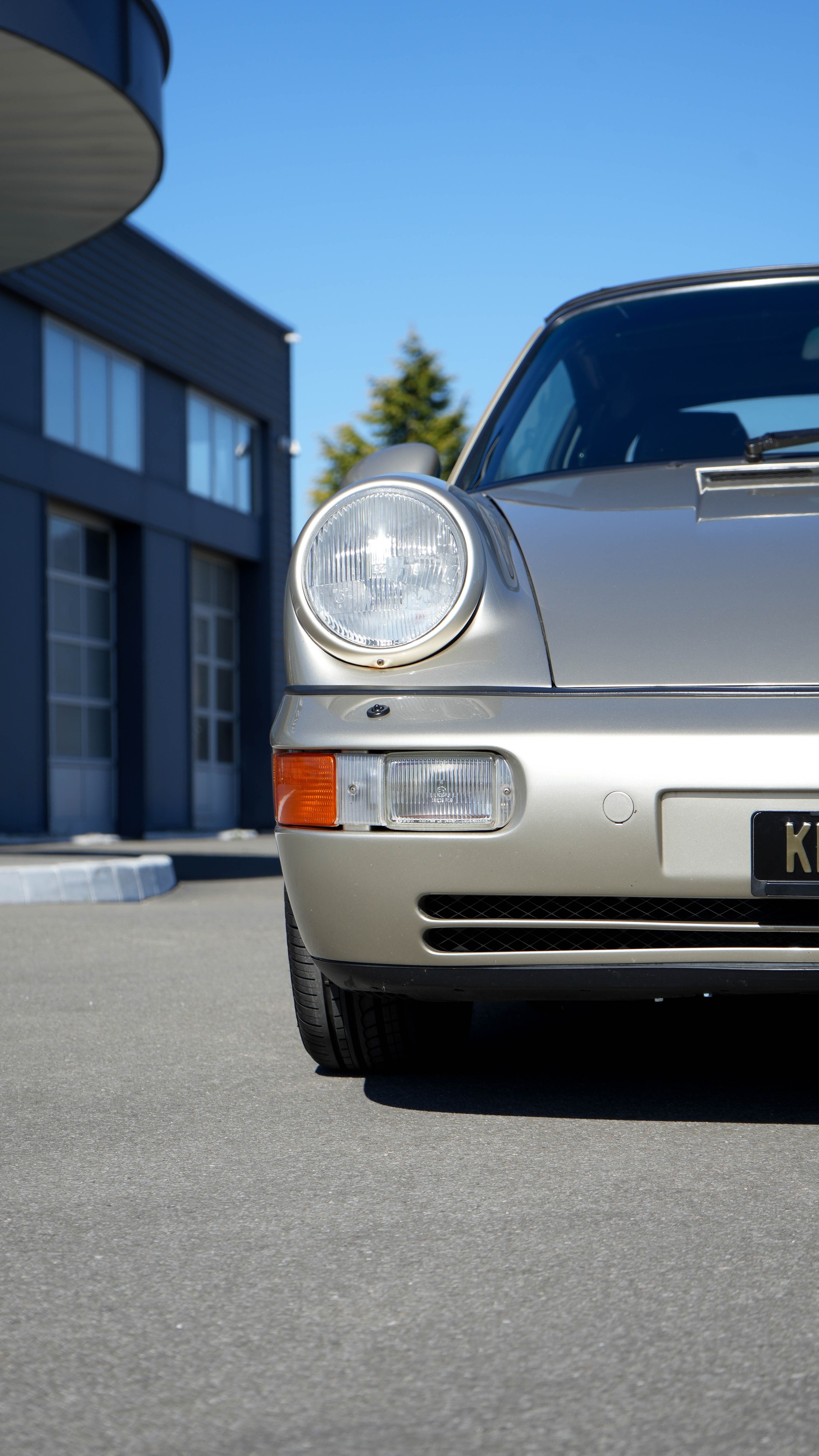 PORSCHE 964 Carrera 4-showroom-element-1
