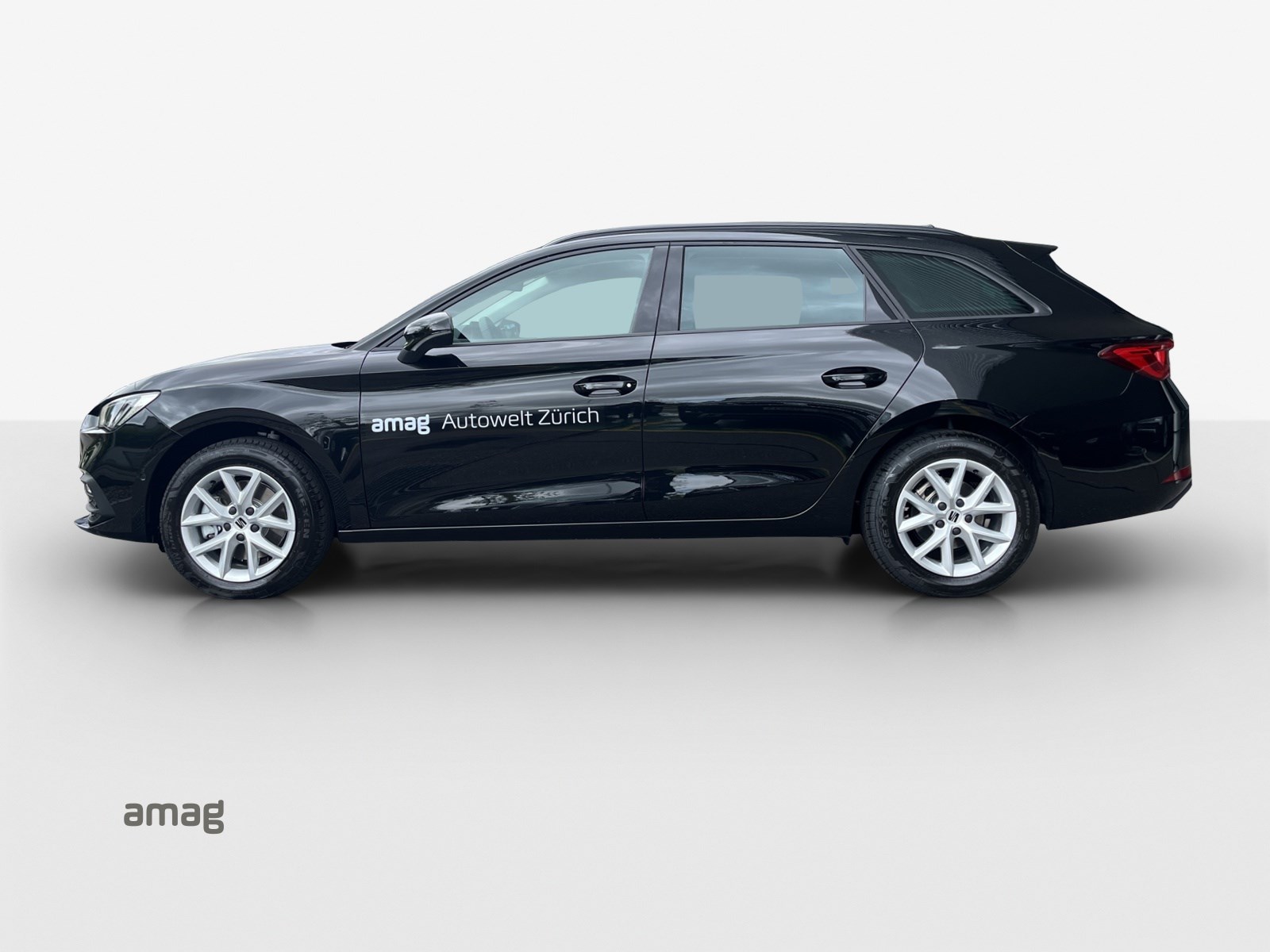SEAT Leon ST 2.0 TDI EVO DSG Style-showroom-element-1
