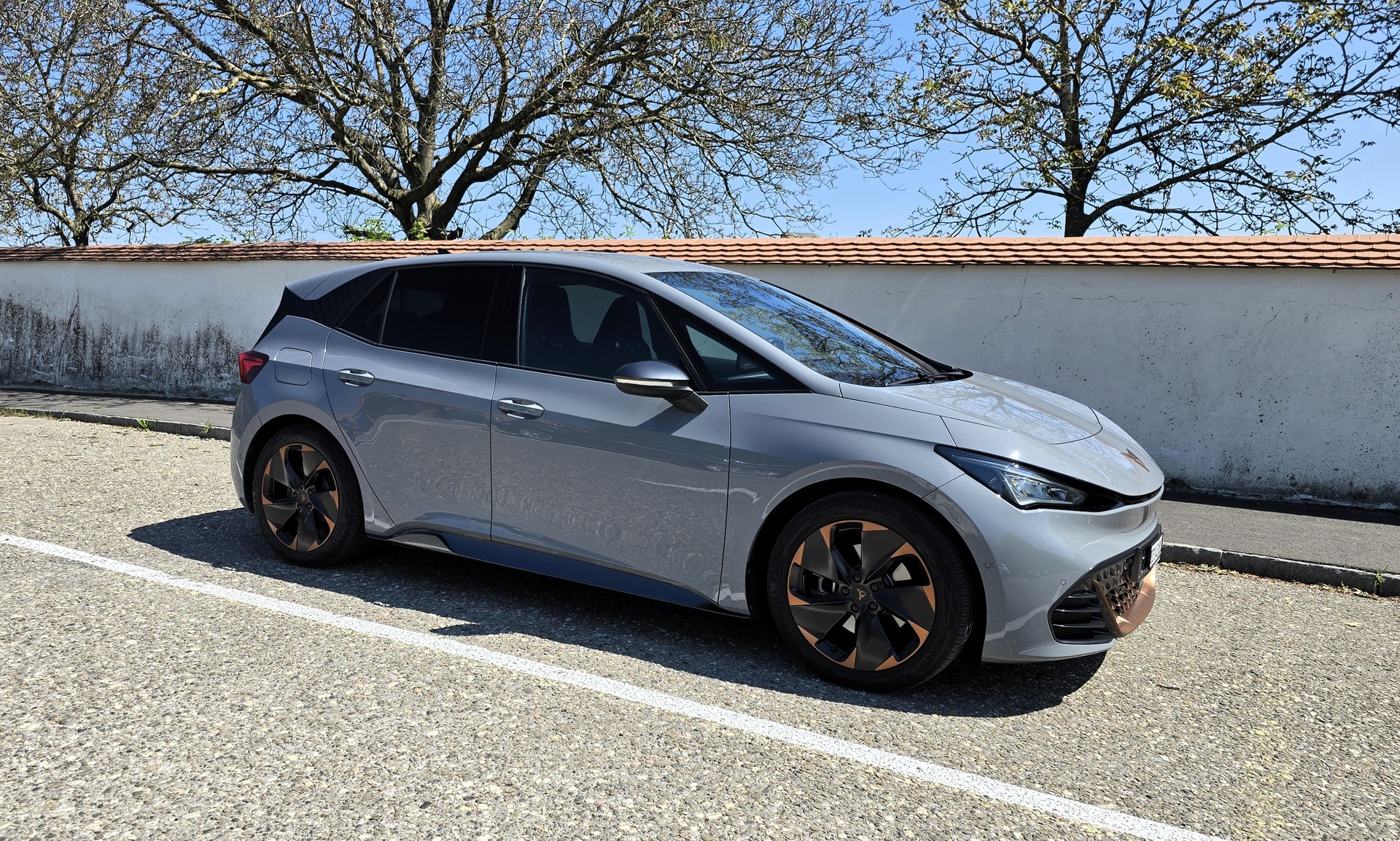 CUPRA Born 58 kWh-showroom-element-1