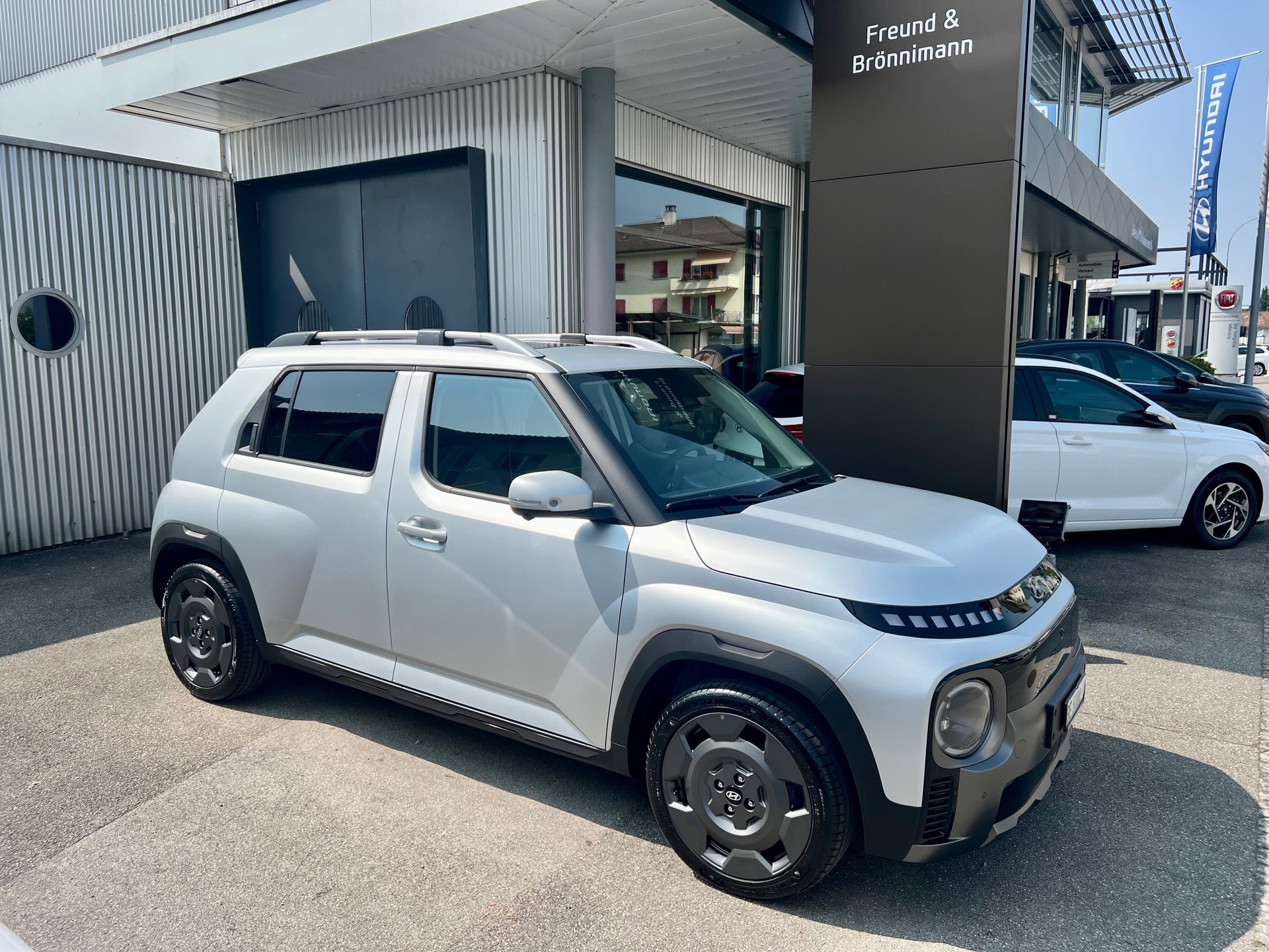 HYUNDAI Inster 49kWh Vertex Cross-showroom-element-3