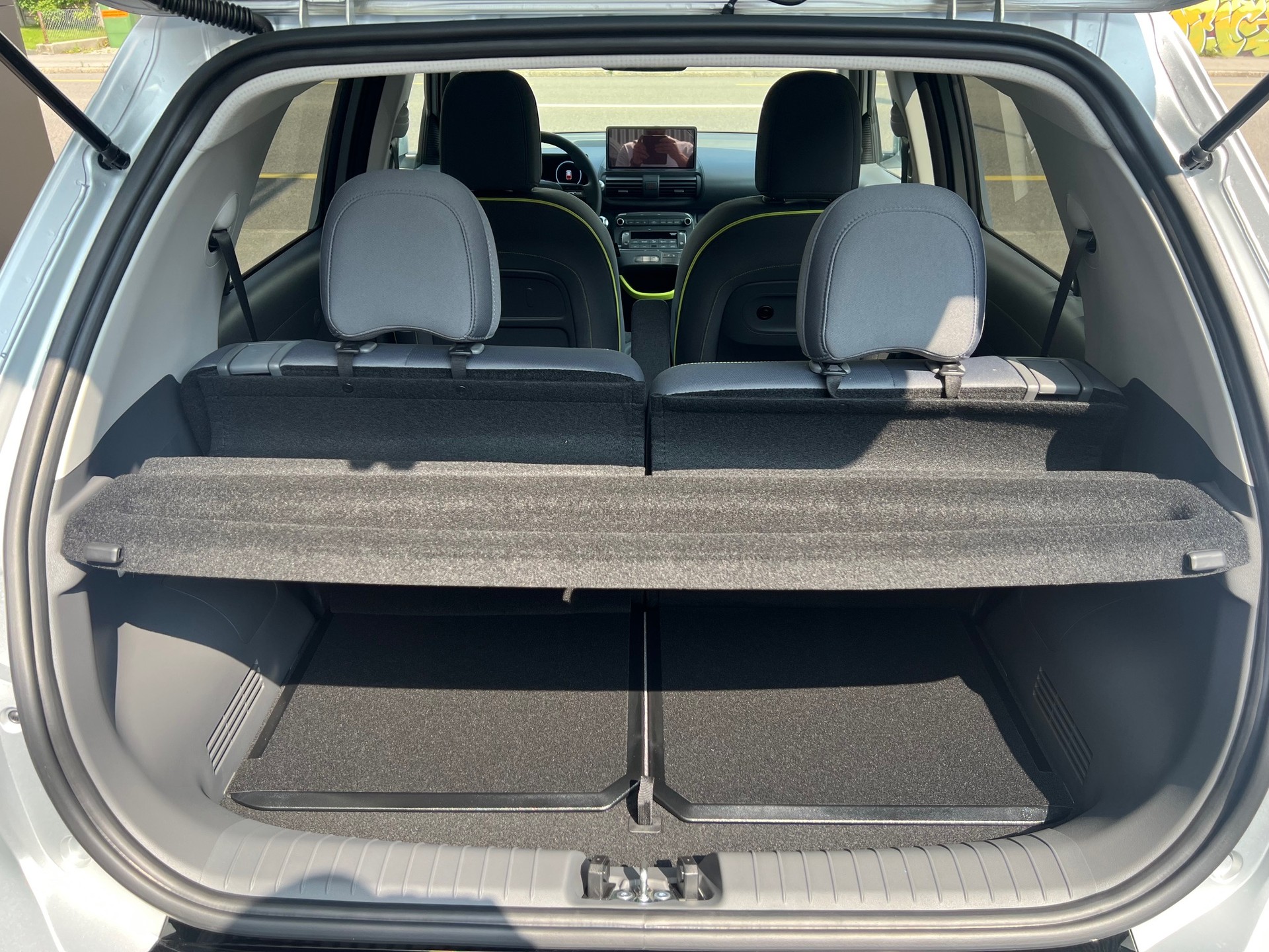 HYUNDAI Inster 49kWh Vertex Cross-image-17