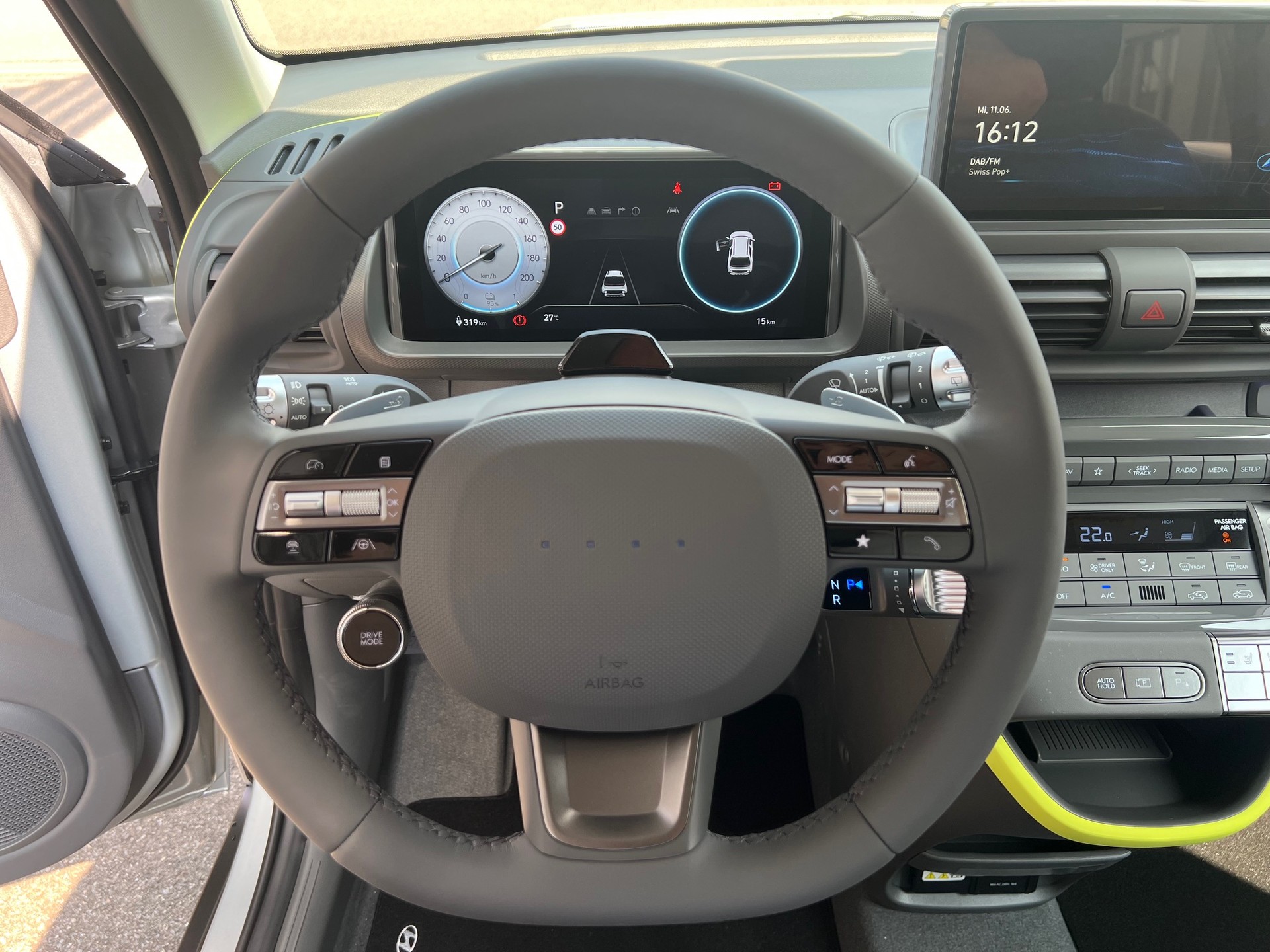 HYUNDAI Inster 49kWh Vertex Cross-image-9