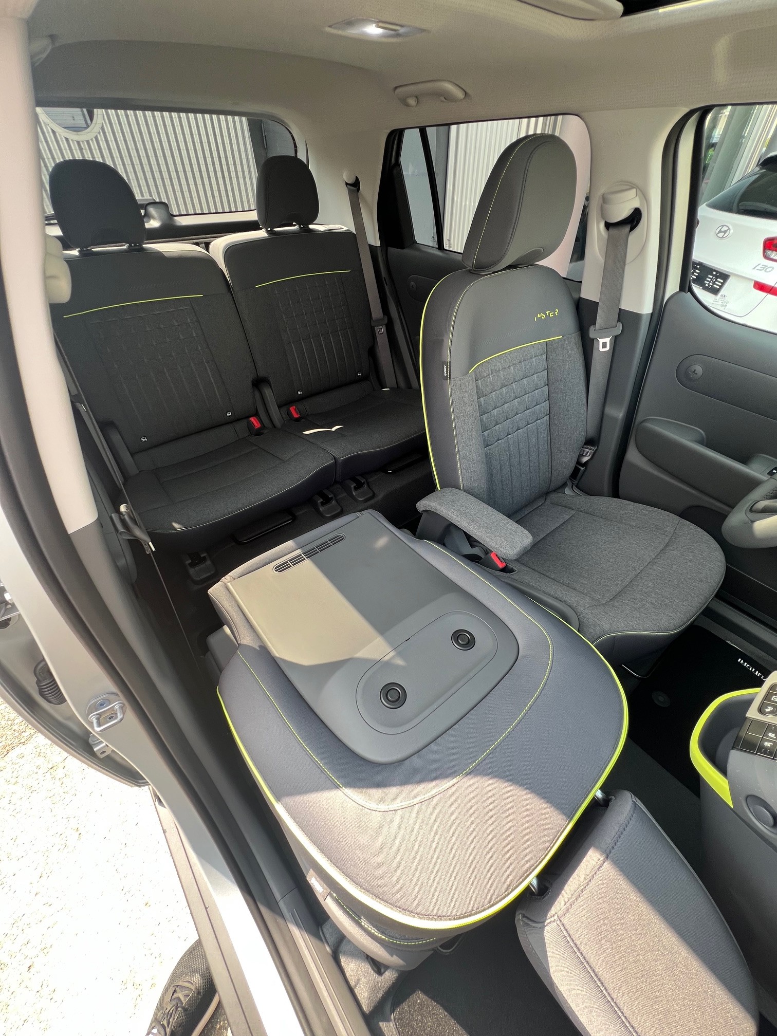 HYUNDAI Inster 49kWh Vertex Cross-image-16