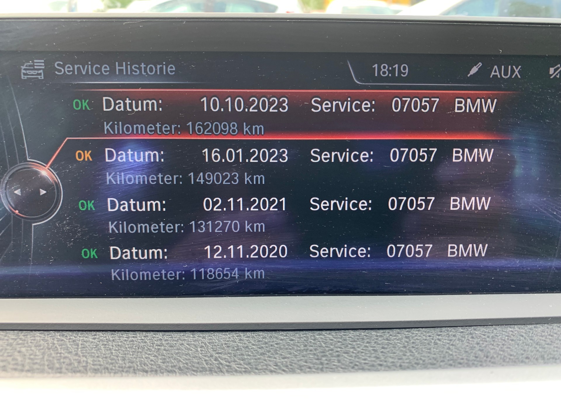 BMW 320i Touring-image-13