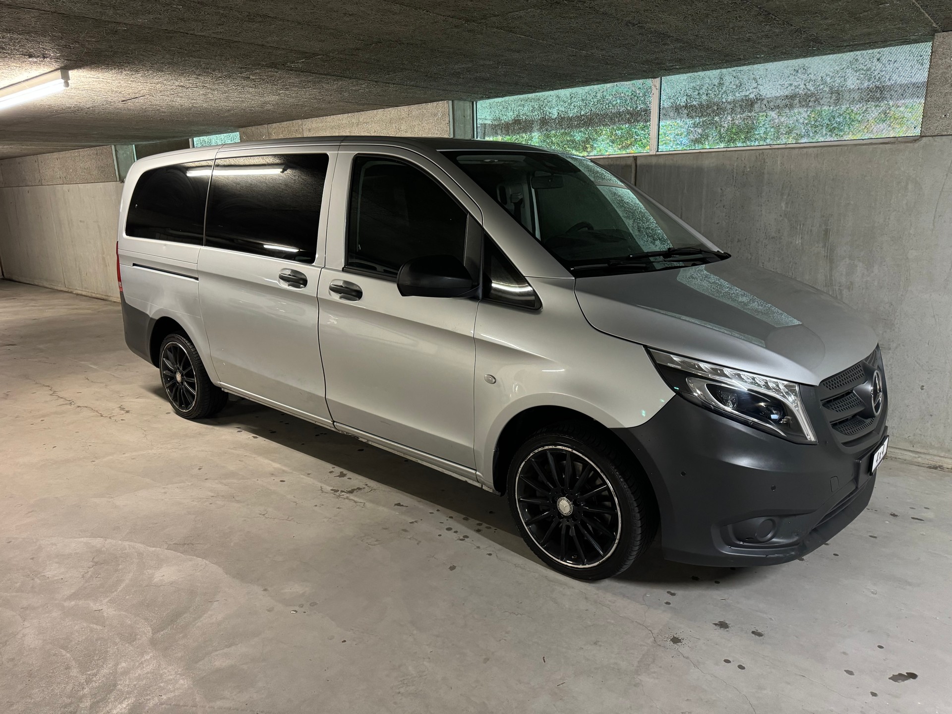 MERCEDES-BENZ Vito 119 BlueTEC Tourer Pro L 4Matic 7G-Tronic-showroom-element-3