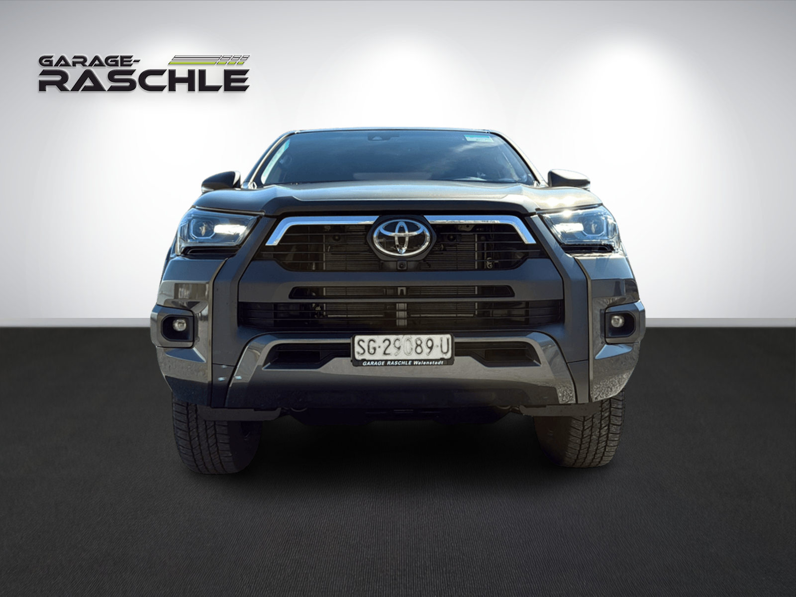 TOYOTA Double Cab.-Pick-up 2.8 D-4D 204 Invincible MHEV-showroom-element-1
