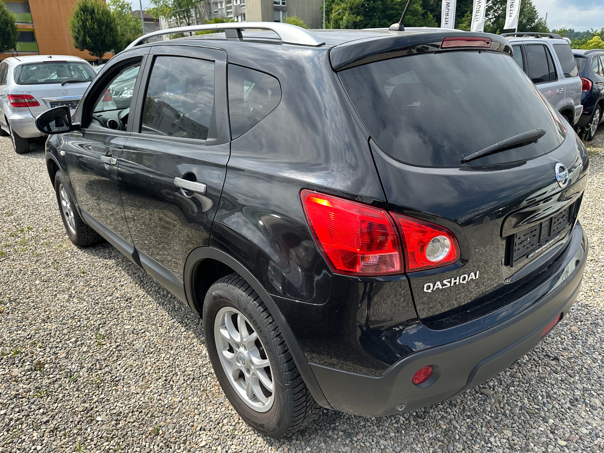 NISSAN Qashqai 2.0 4WD acenta-image-2