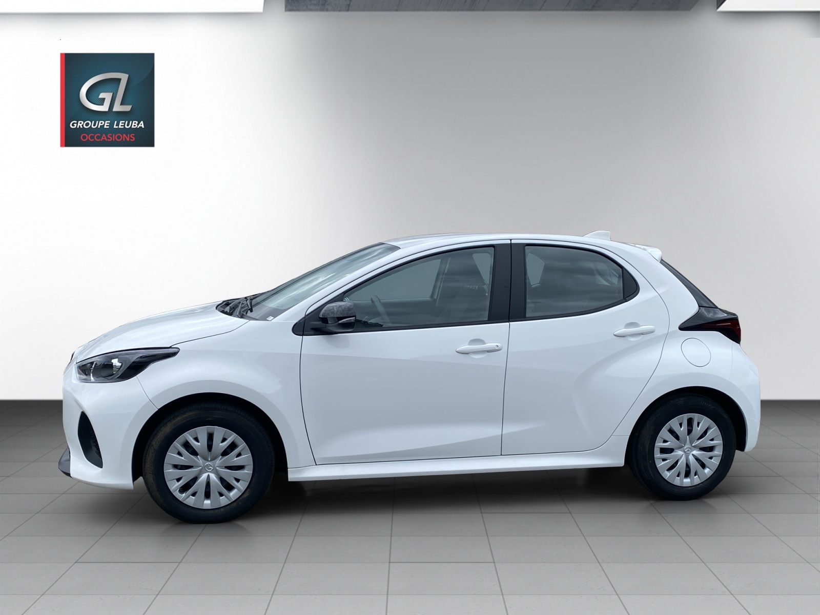 MAZDA 2 Hybrid Prime-line-showroom-element-2