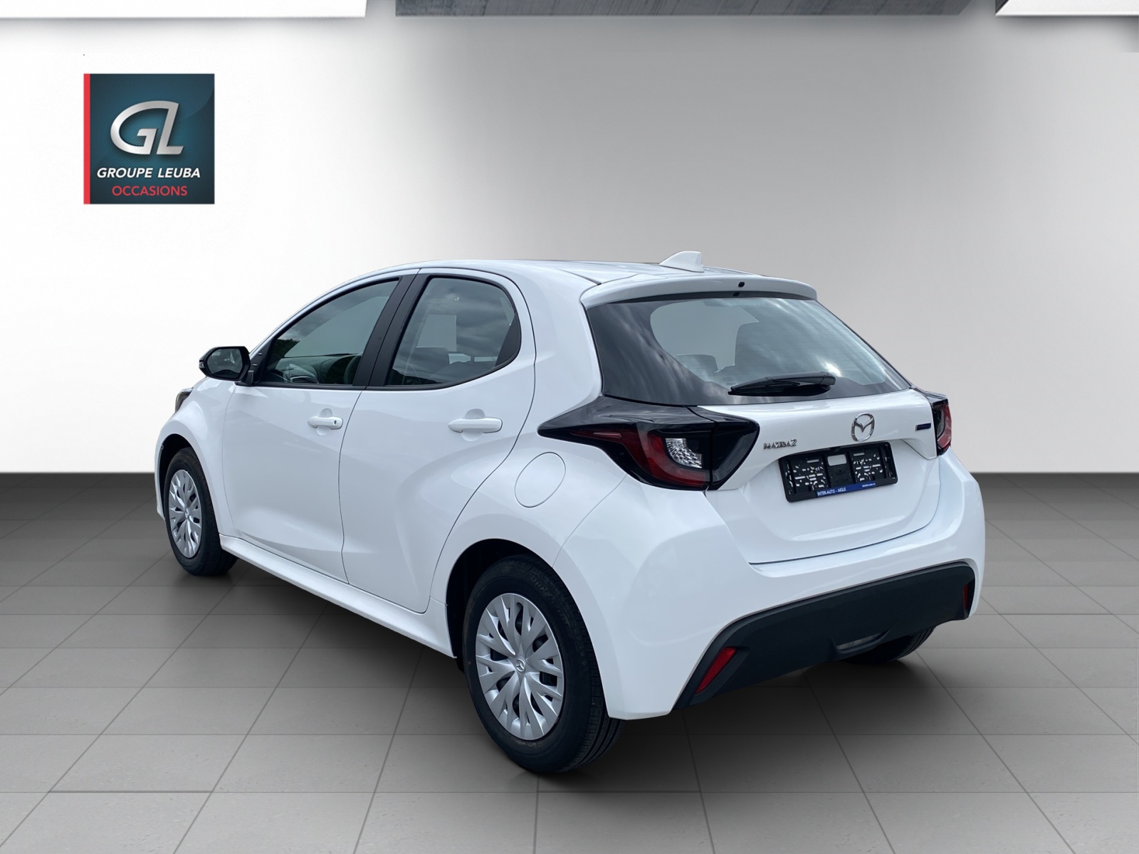 MAZDA 2 Hybrid Prime-line-showroom-element-3