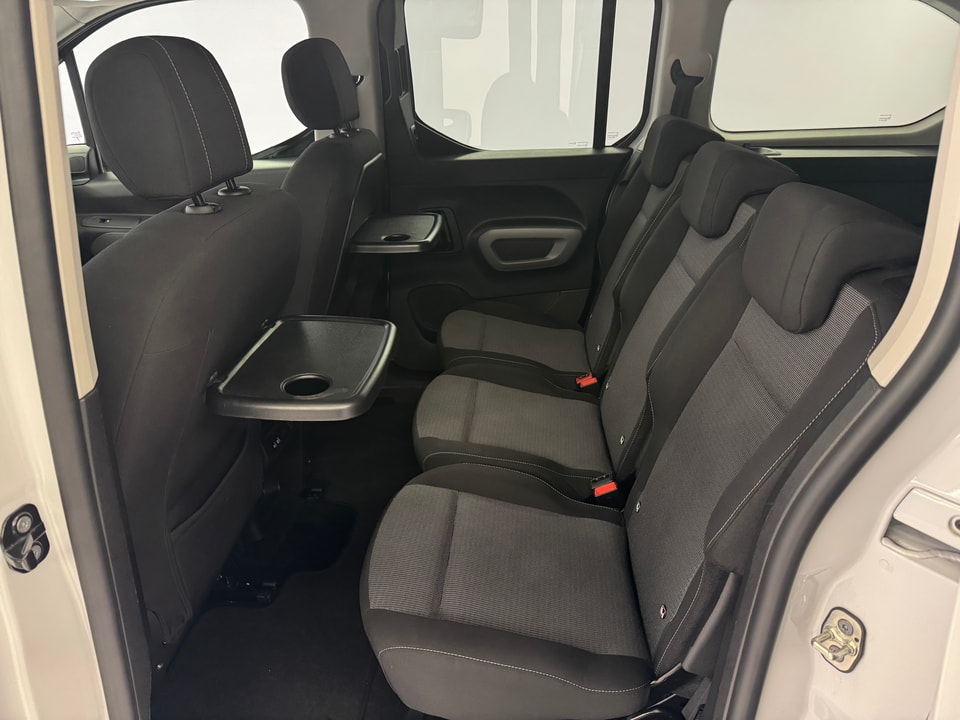 Proace City Verso L2 1.5 D 130 Style