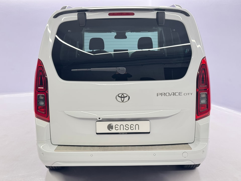 Proace City Verso L2 1.5 D 130 Style