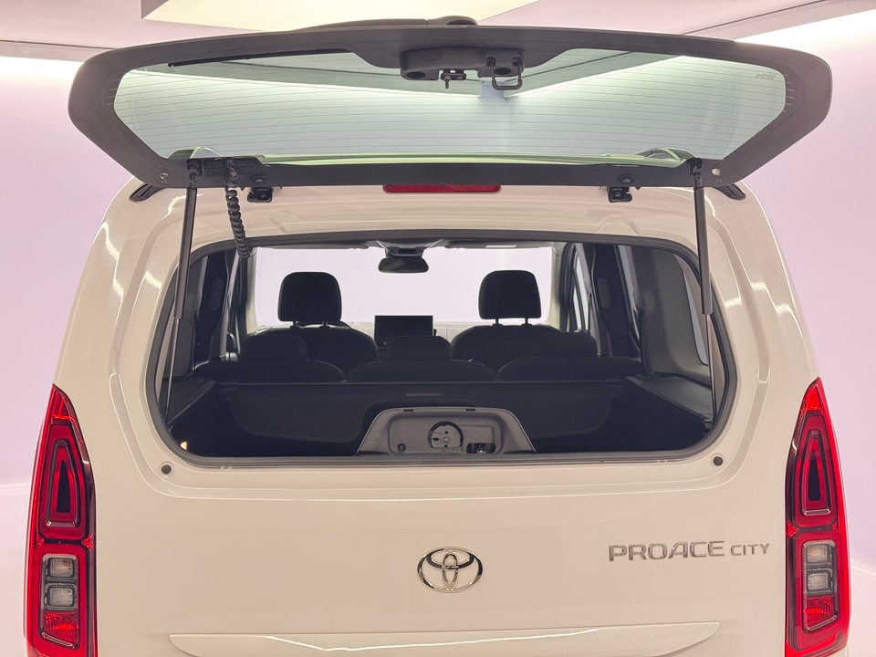 Proace City Verso L2 1.5 D 130 Style