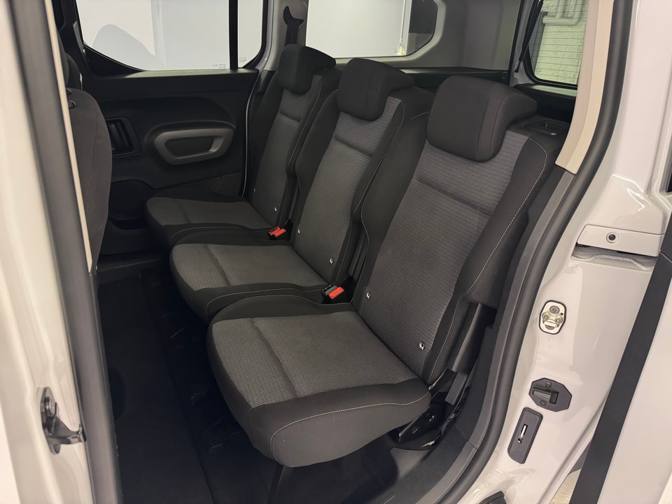 Proace City Verso L2 1.5 D 130 Style