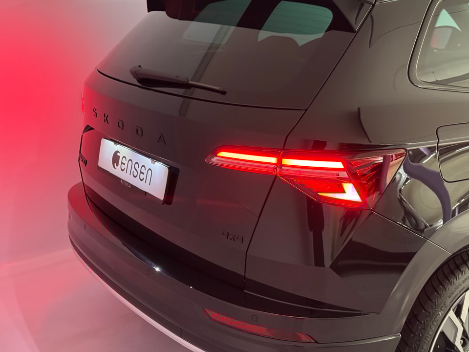 Karoq 2.0 TSI Sportline 4x4 DSG