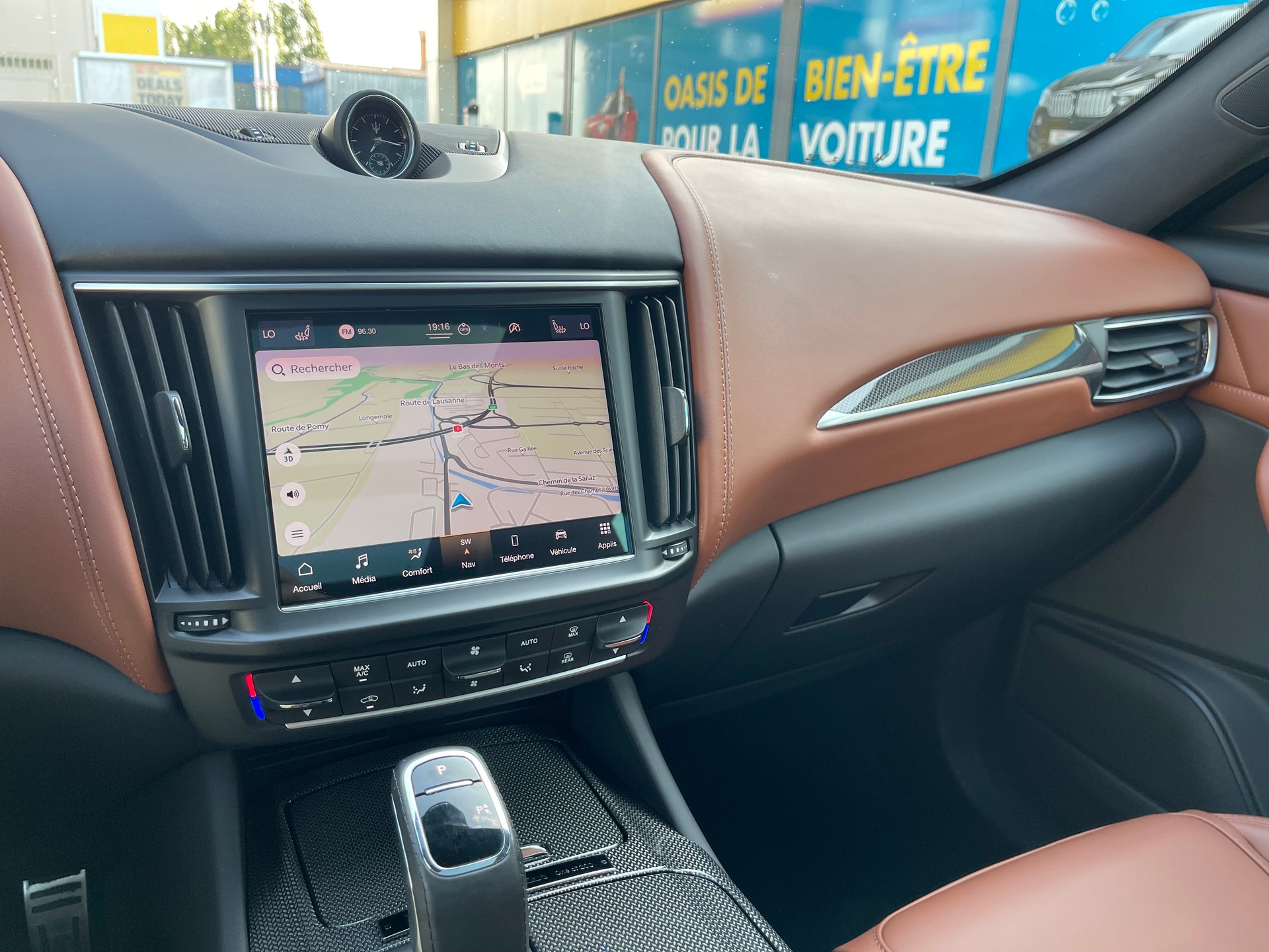 MASERATI Levante 2.0 MHEV GT Hybrid Automatica-image-11
