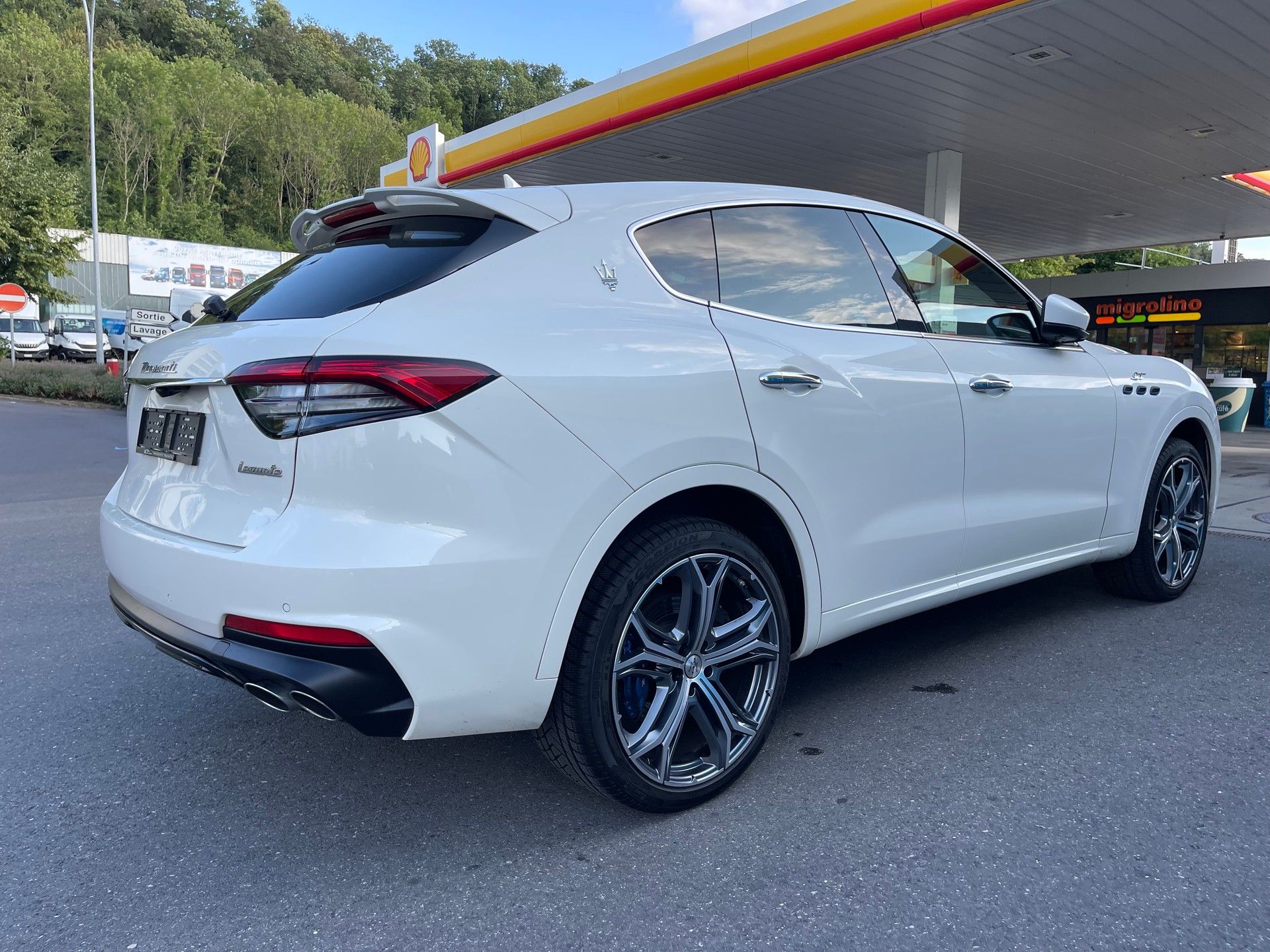 MASERATI Levante 2.0 MHEV GT Hybrid Automatica-image-6