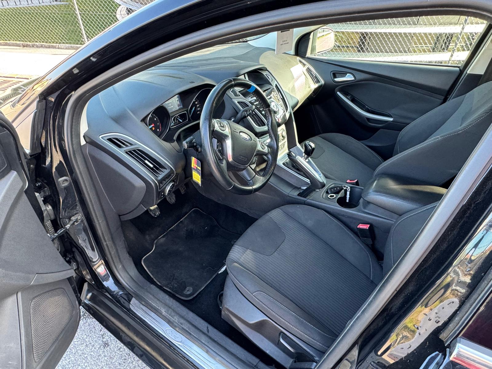 FORD Focus 1.6 SCTi Titanium-image-5