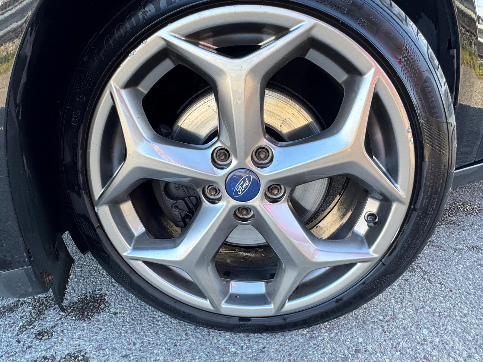 FORD Focus 1.6 SCTi Titanium-image-4