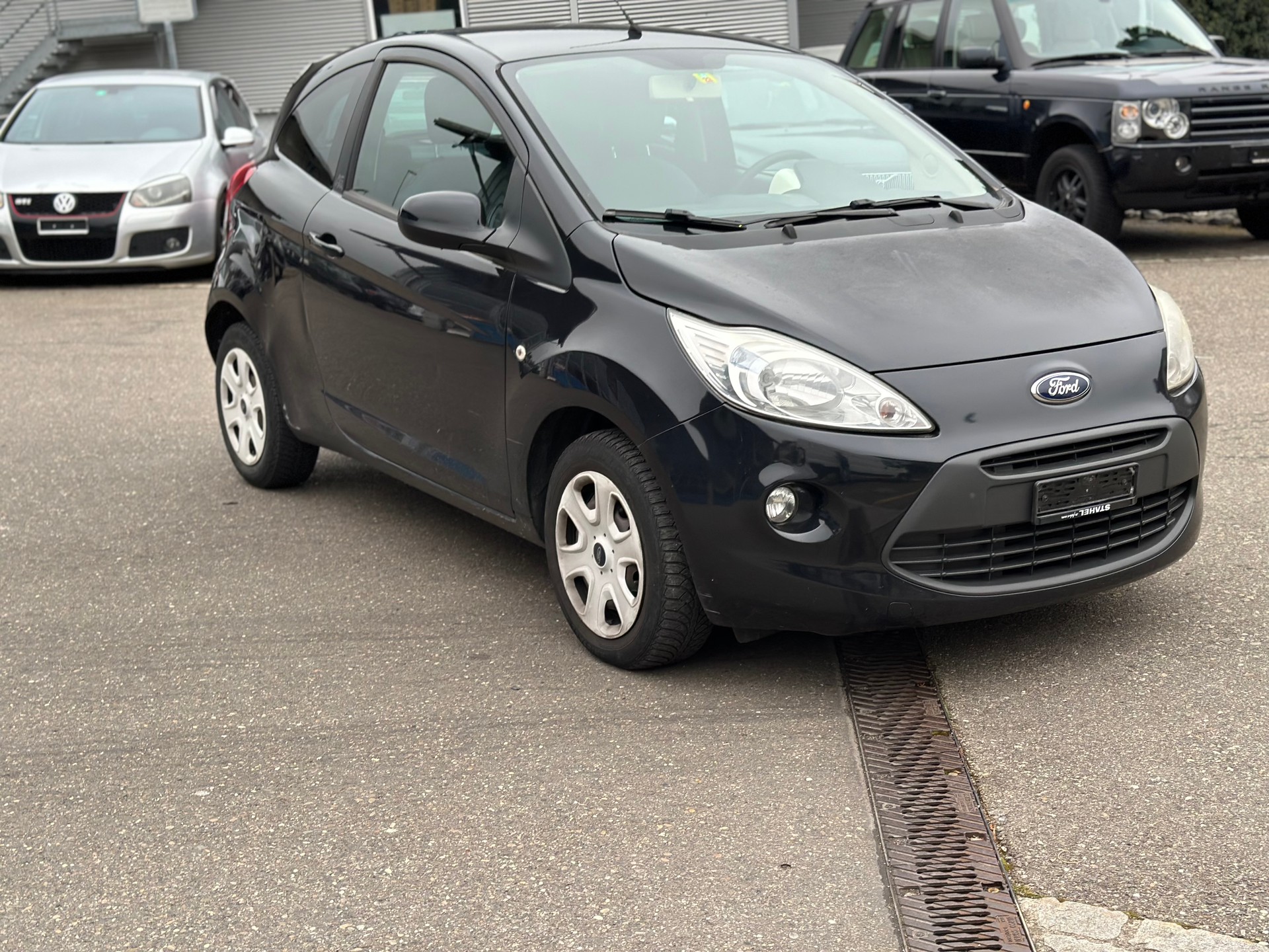FORD KA 1.25 Titanium-showroom-element-3