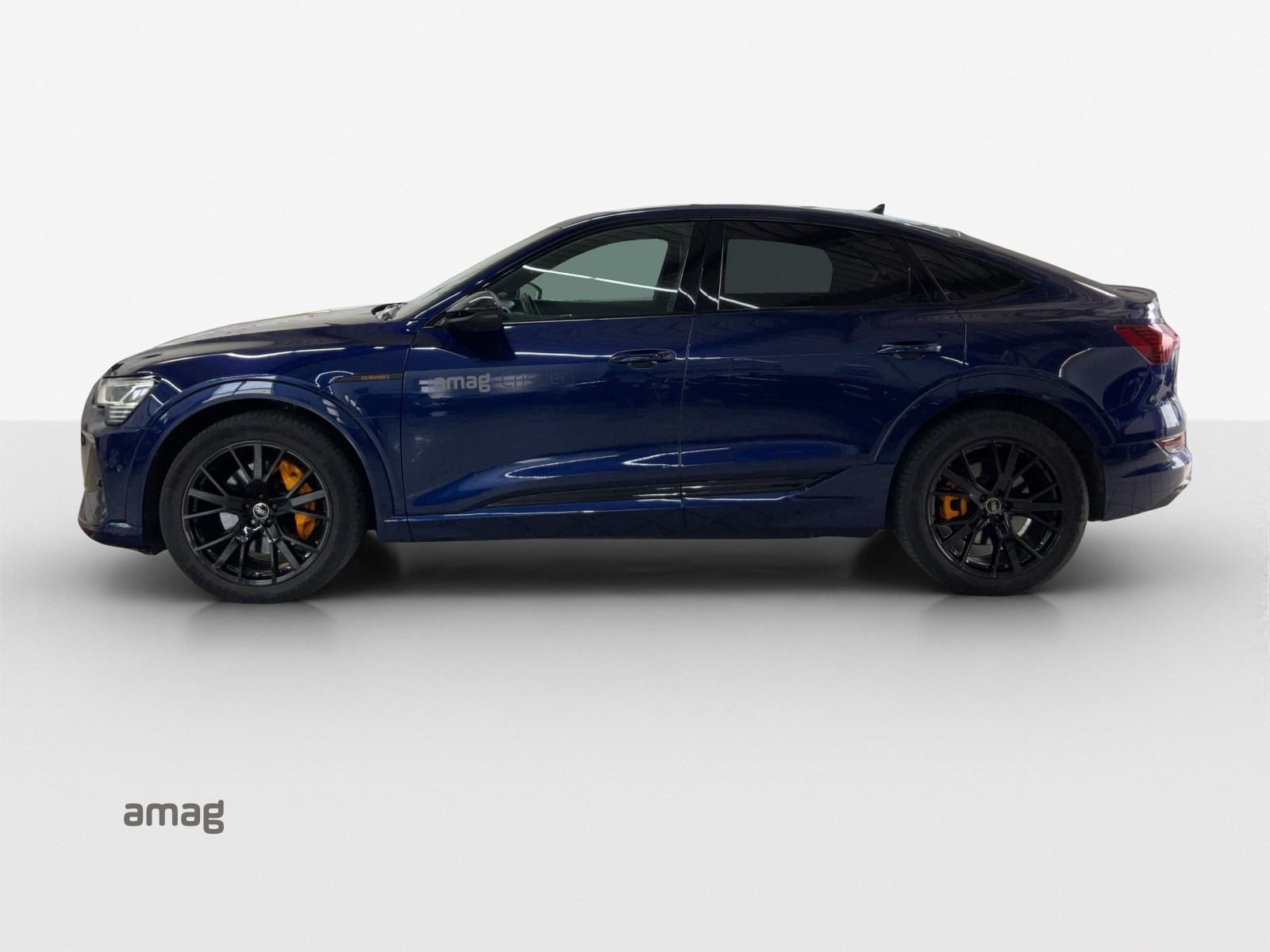 AUDI e-tron 55 Sportback S Line Black Edition quattro-showroom-element-1