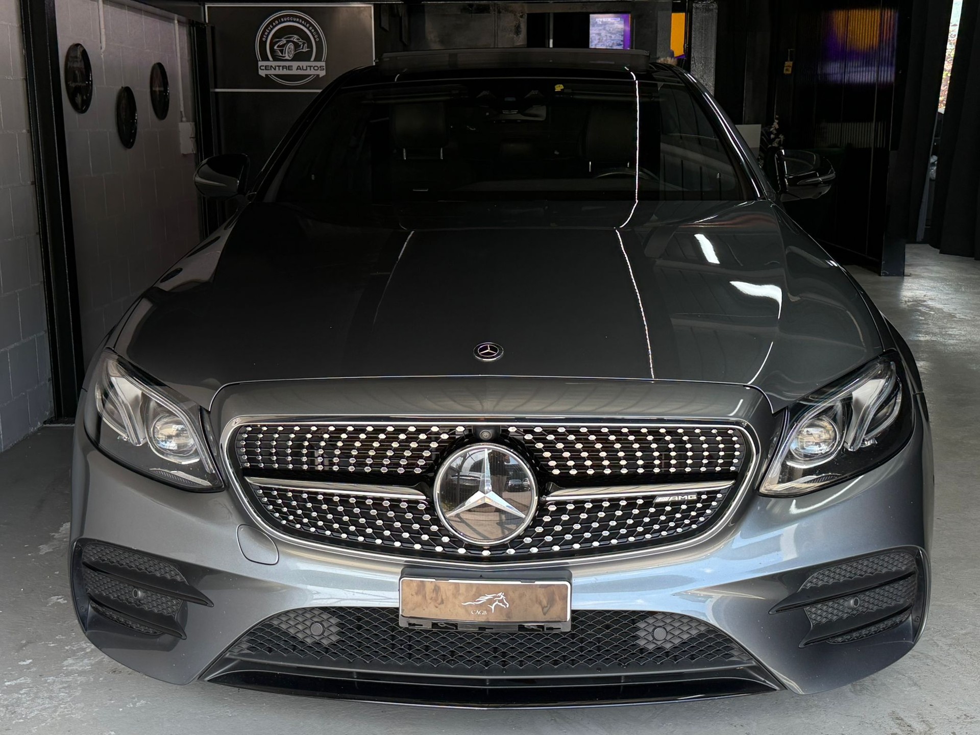 MERCEDES-BENZ E 43 AMG 4Matic 9G-Tronic / Vollaustattung /-showroom-element-2