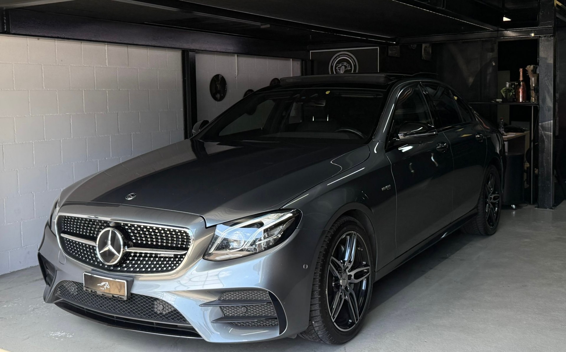 MERCEDES-BENZ E 43 AMG 4Matic 9G-Tronic / Vollaustattung /