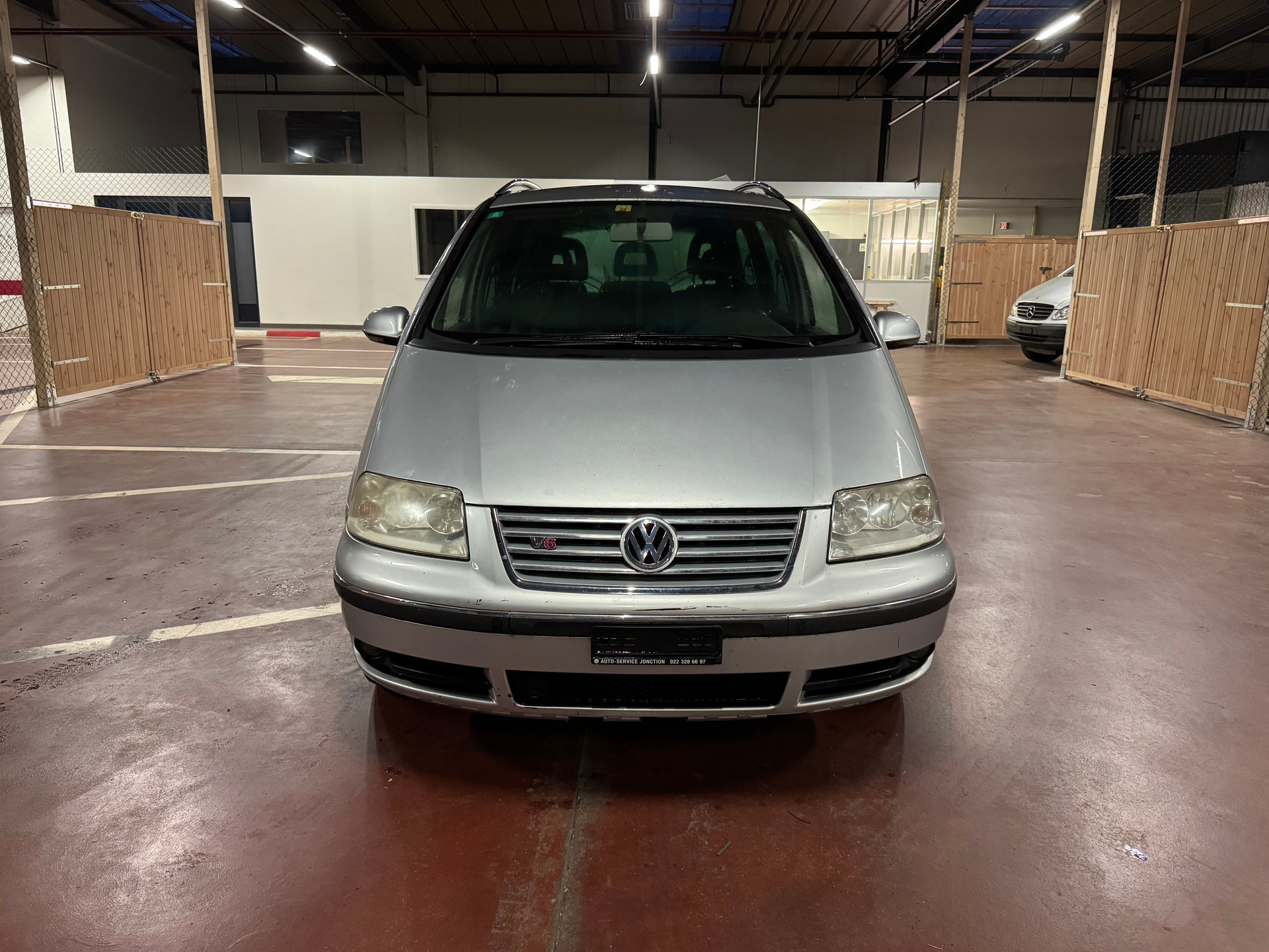 VW Sharan 2.8 V6 Trendline 4Motion-showroom-element-2