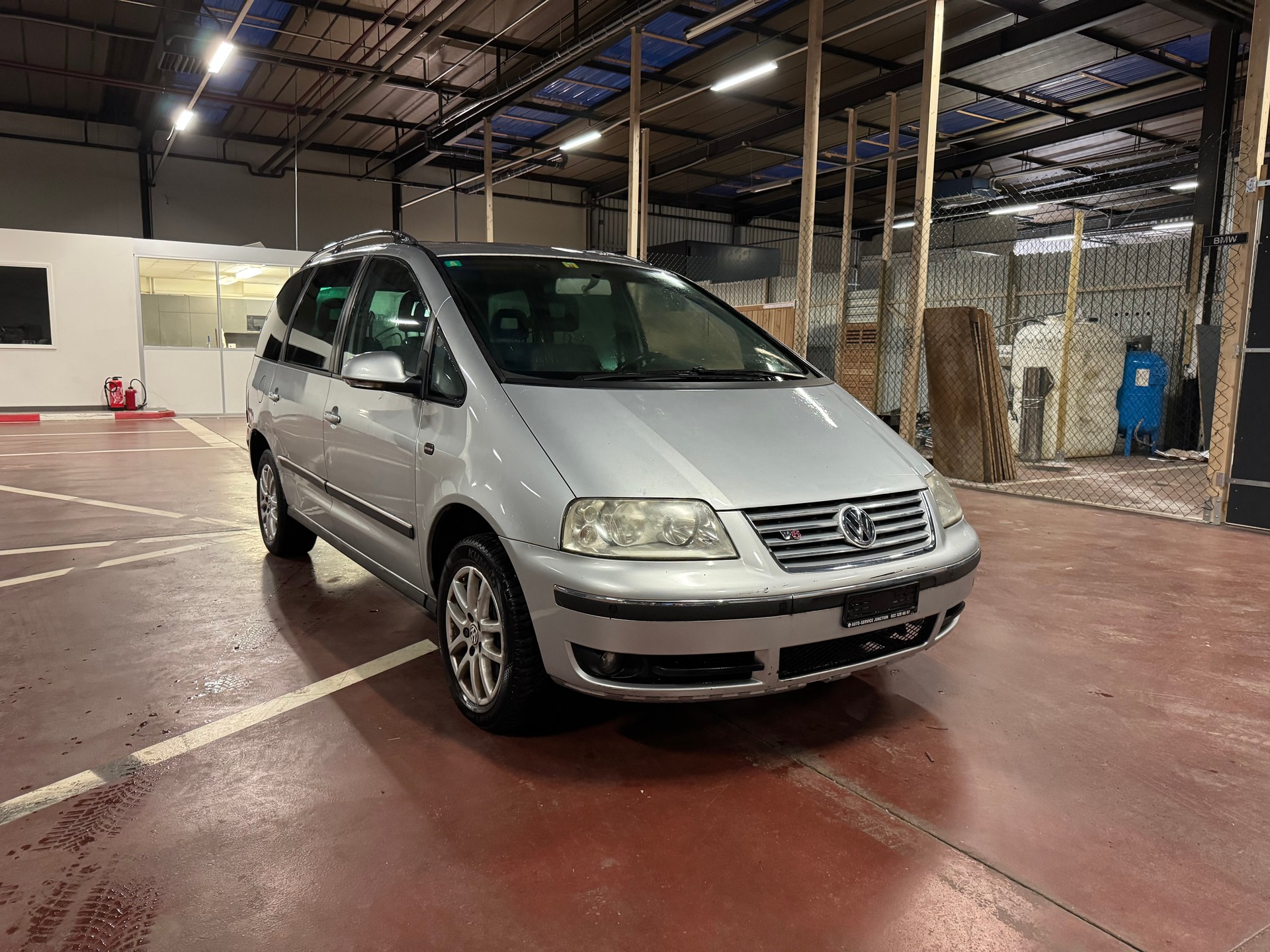 VW Sharan 2.8 V6 Trendline 4Motion-showroom-element-1