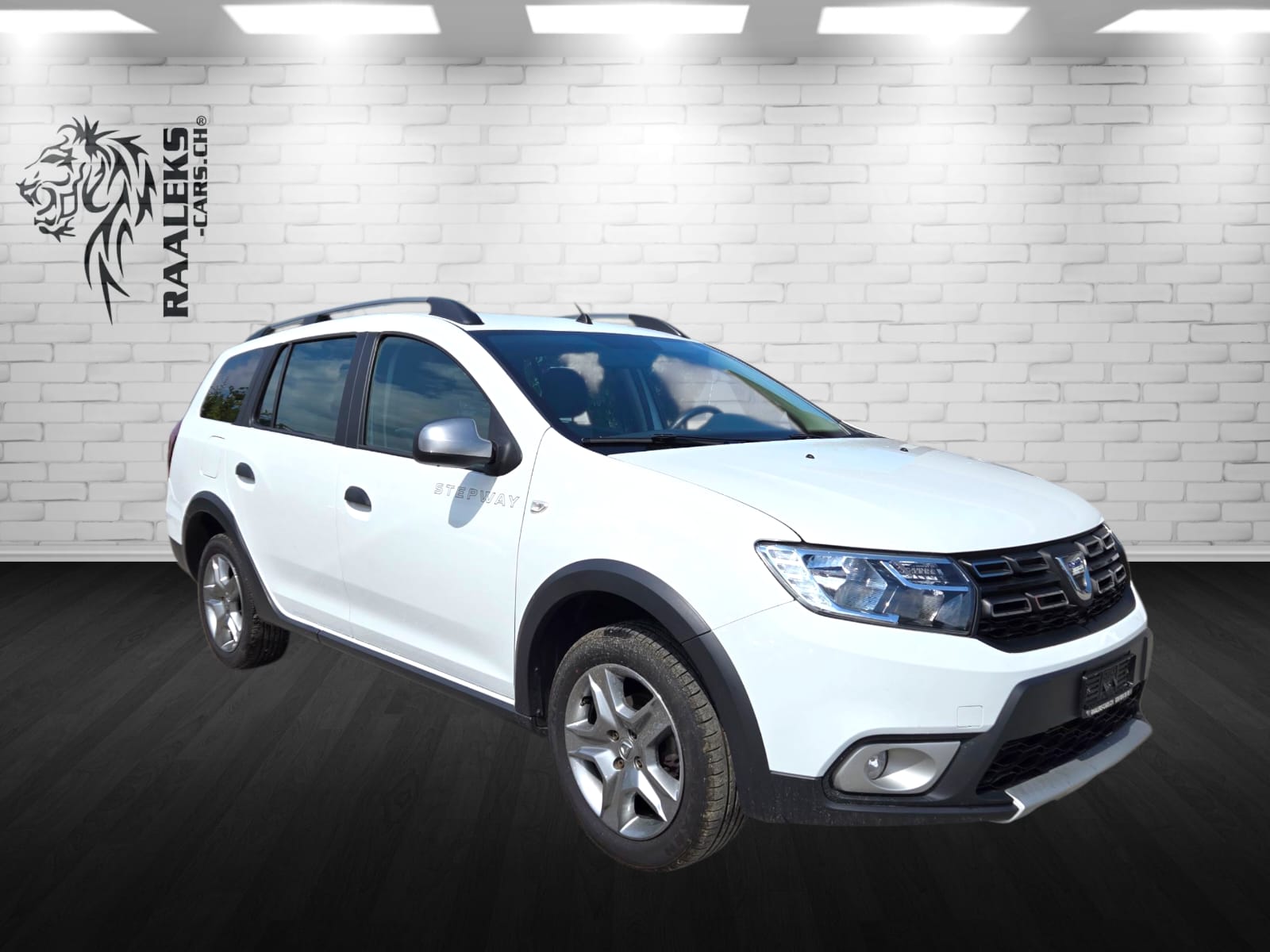 DACIA Logan MCV 0.9 Stepway-showroom-element-1