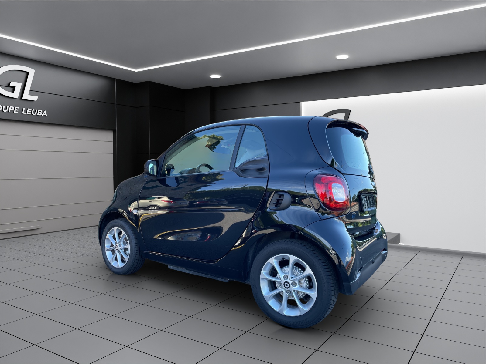 SMART fortwo EQ passion (incl. Batterie)-showroom-element-3