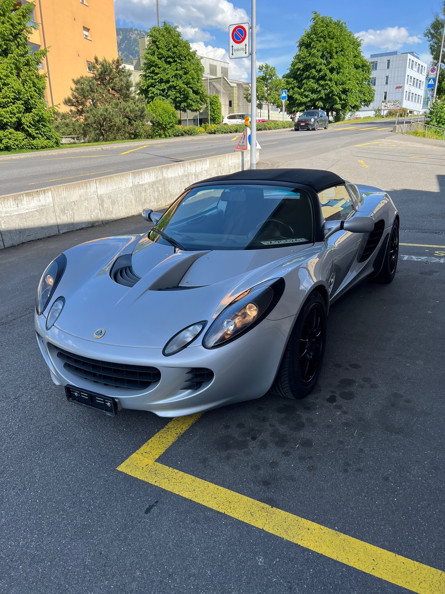 LOTUS Elise-image-0