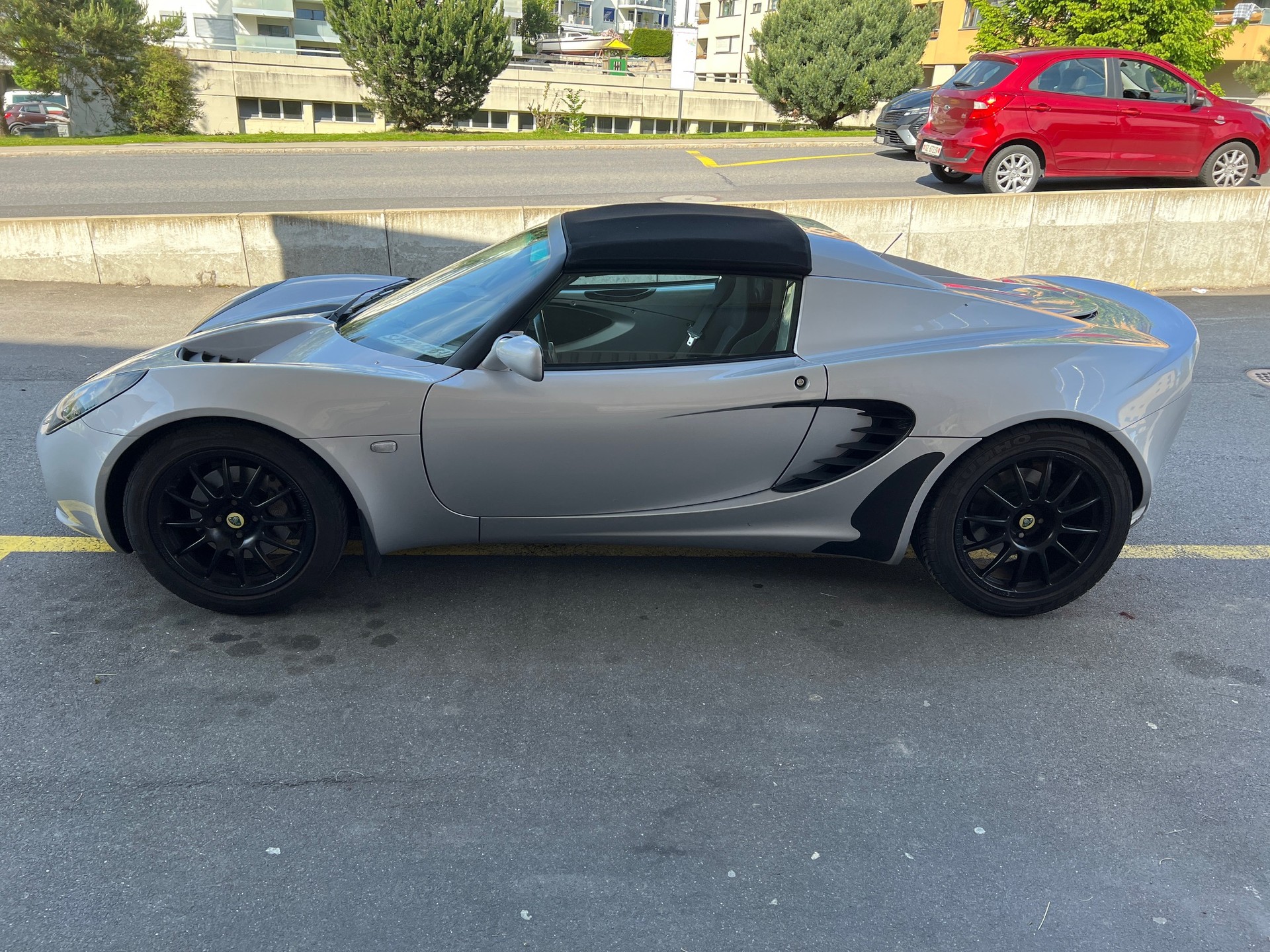 LOTUS Elise-image-2