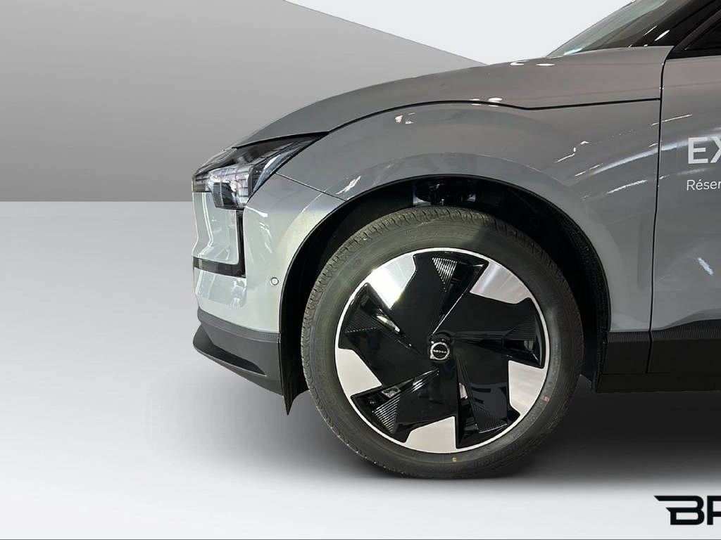 VOLVO EX30 E60 Twin Ultra Performanc-image-6